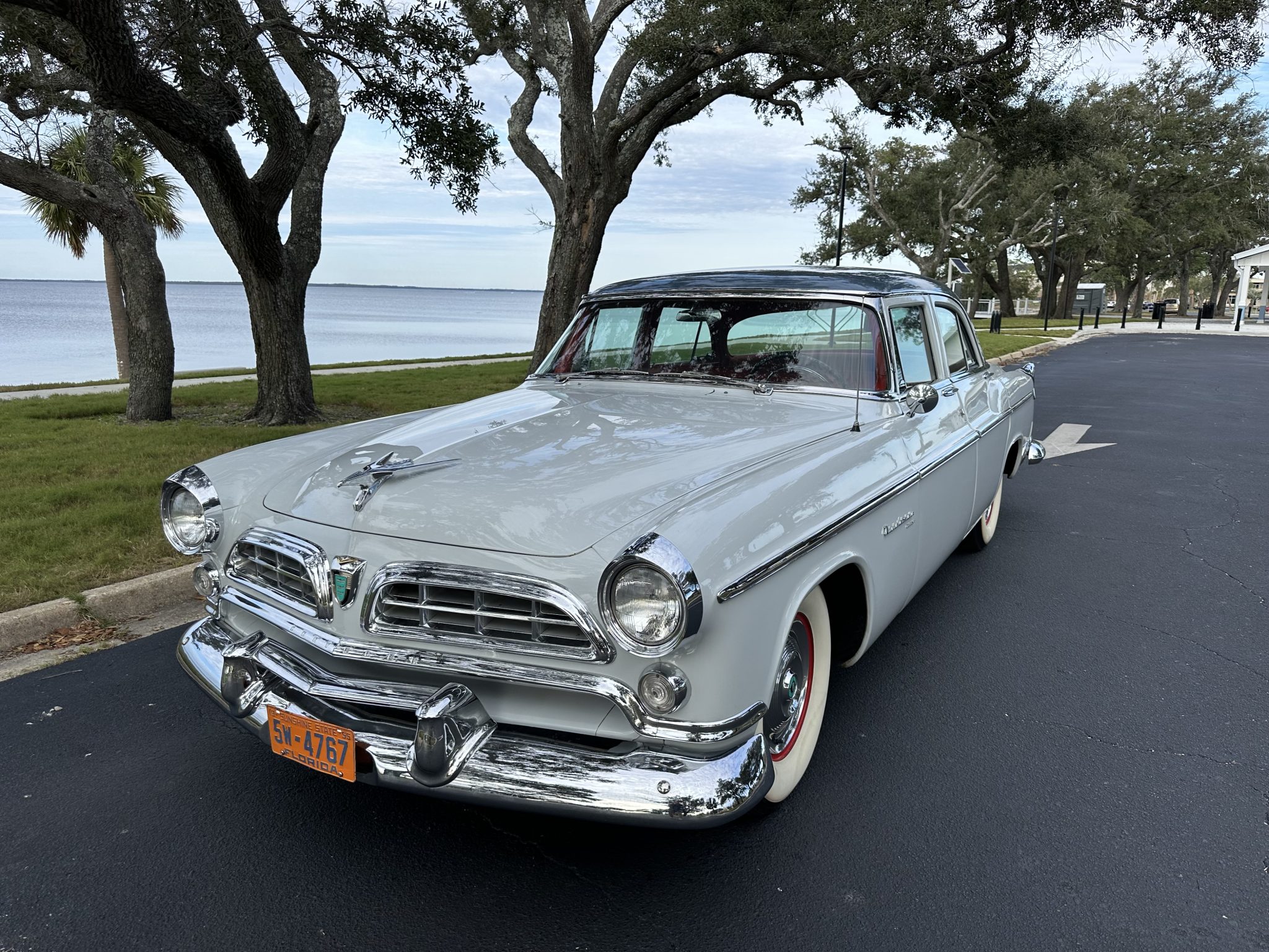 1955 Chrysler Windsor 