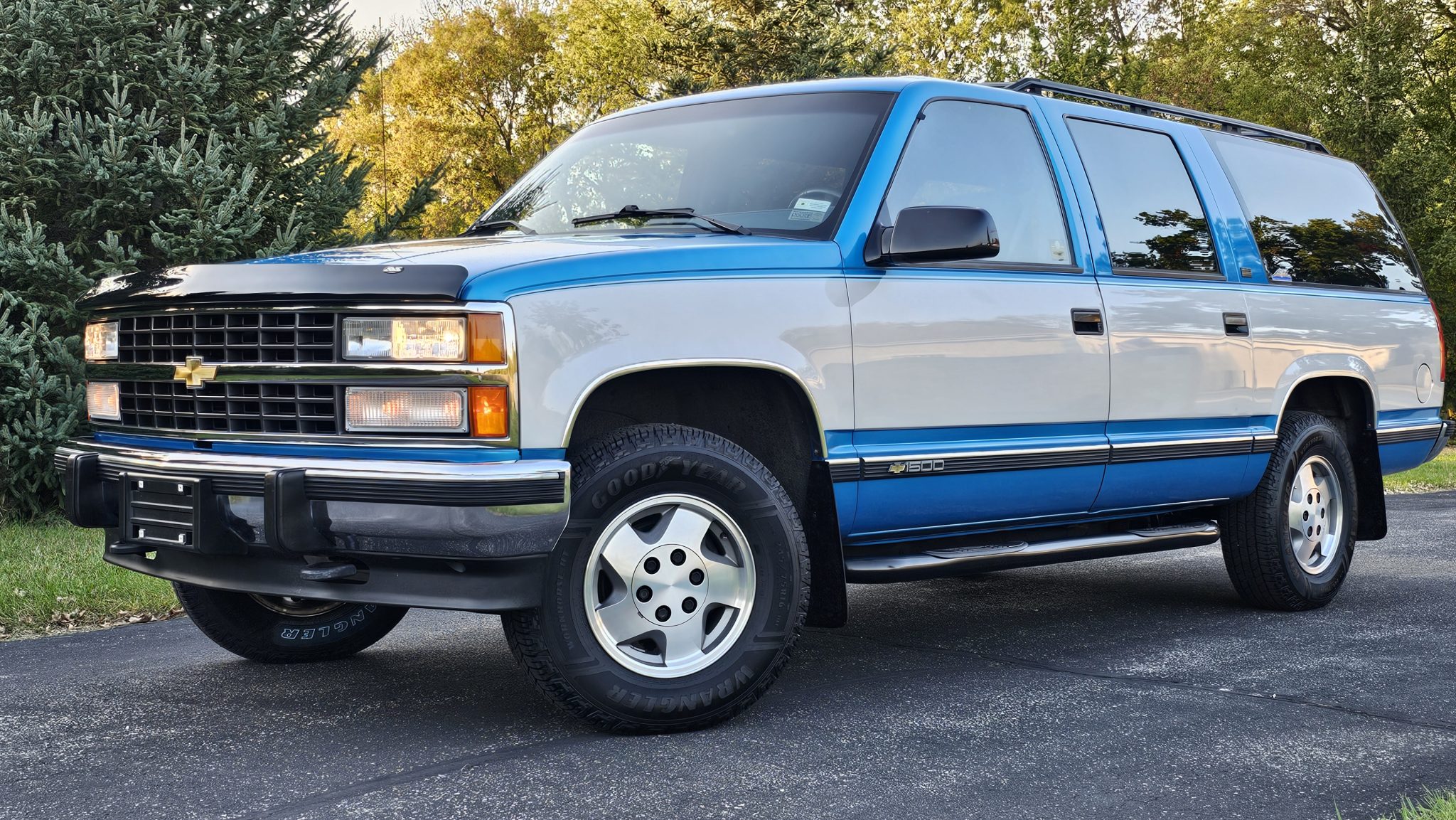 1992 Chevrolet Suburban (GMT400 1992-1999) 
