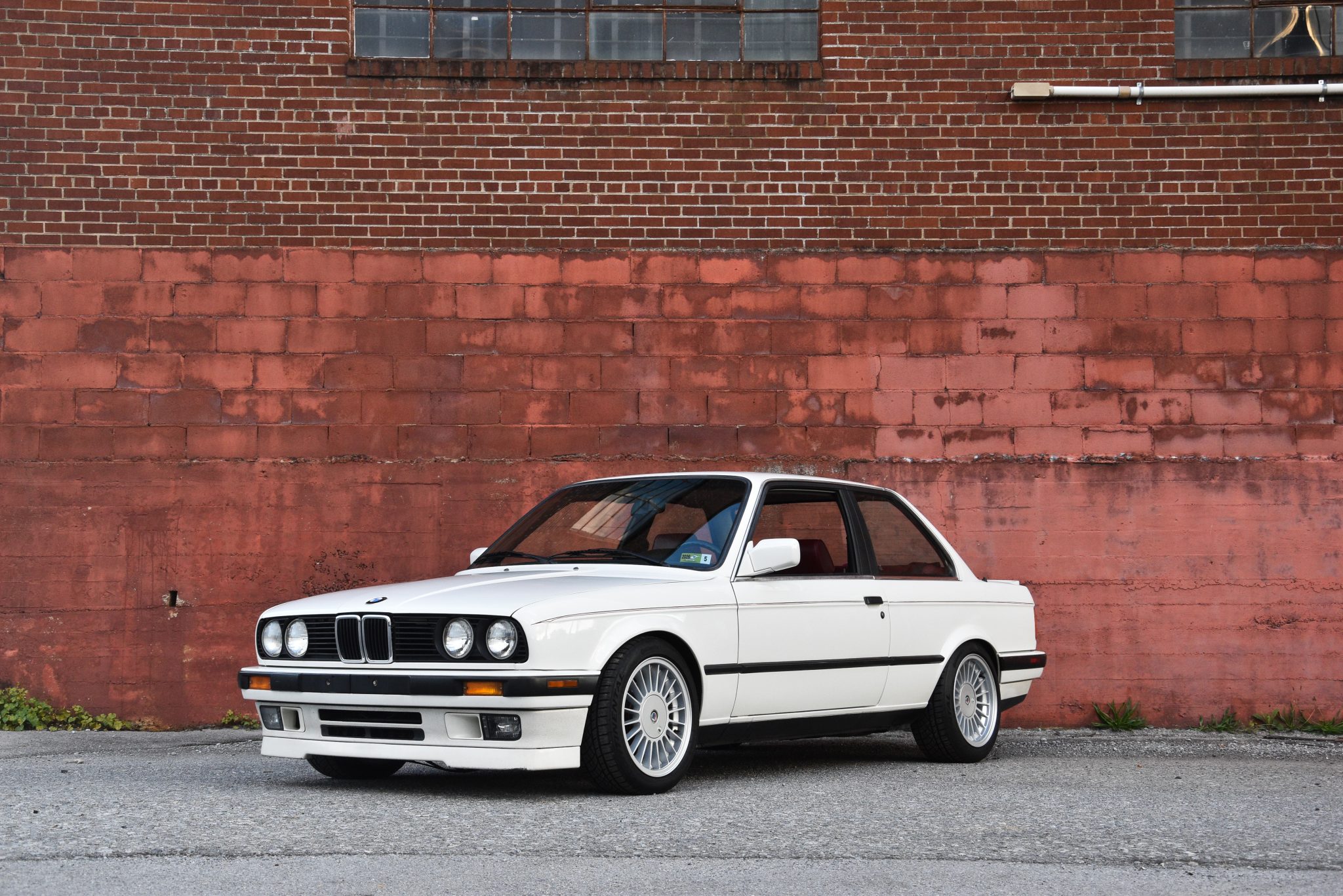 1990 BMW E30 3-Series Coupe 