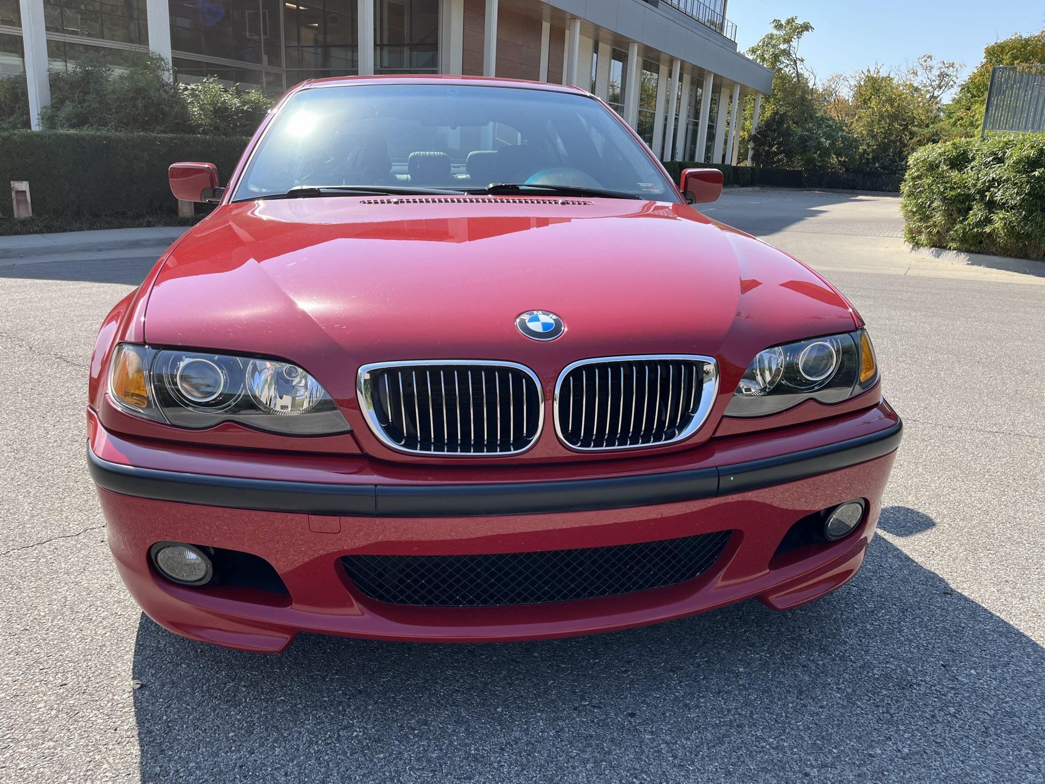 2003 BMW E46 330 ZHP 
