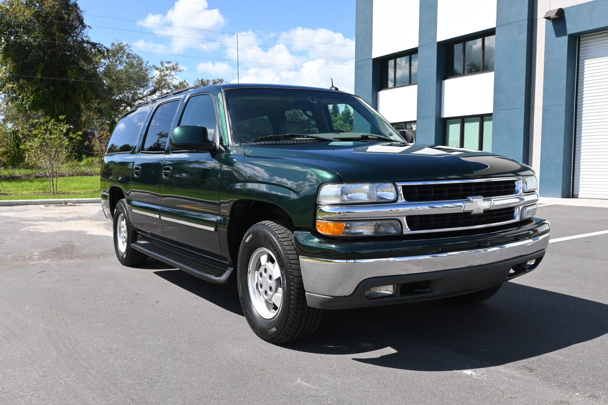 2003 Chevrolet Suburban (GMT800 2000-2006) 