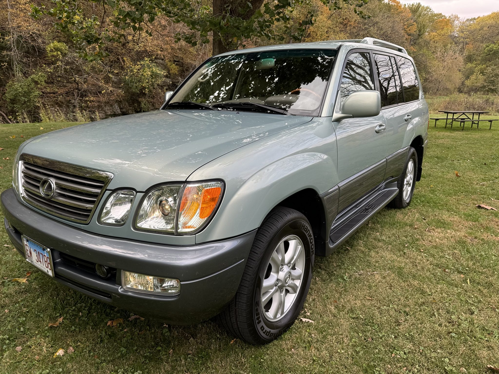 2004 Lexus LX470 