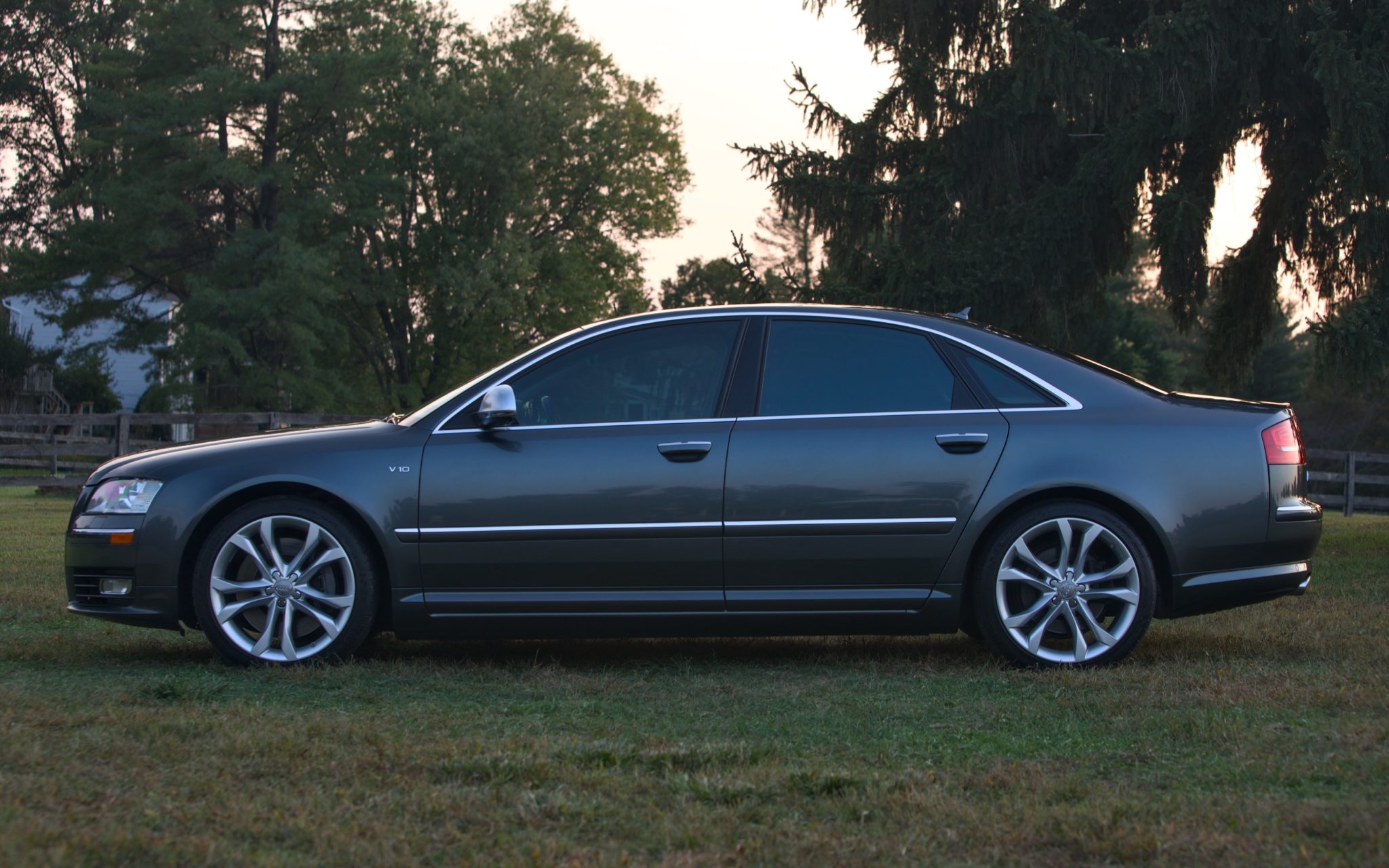 2008 Audi S8 