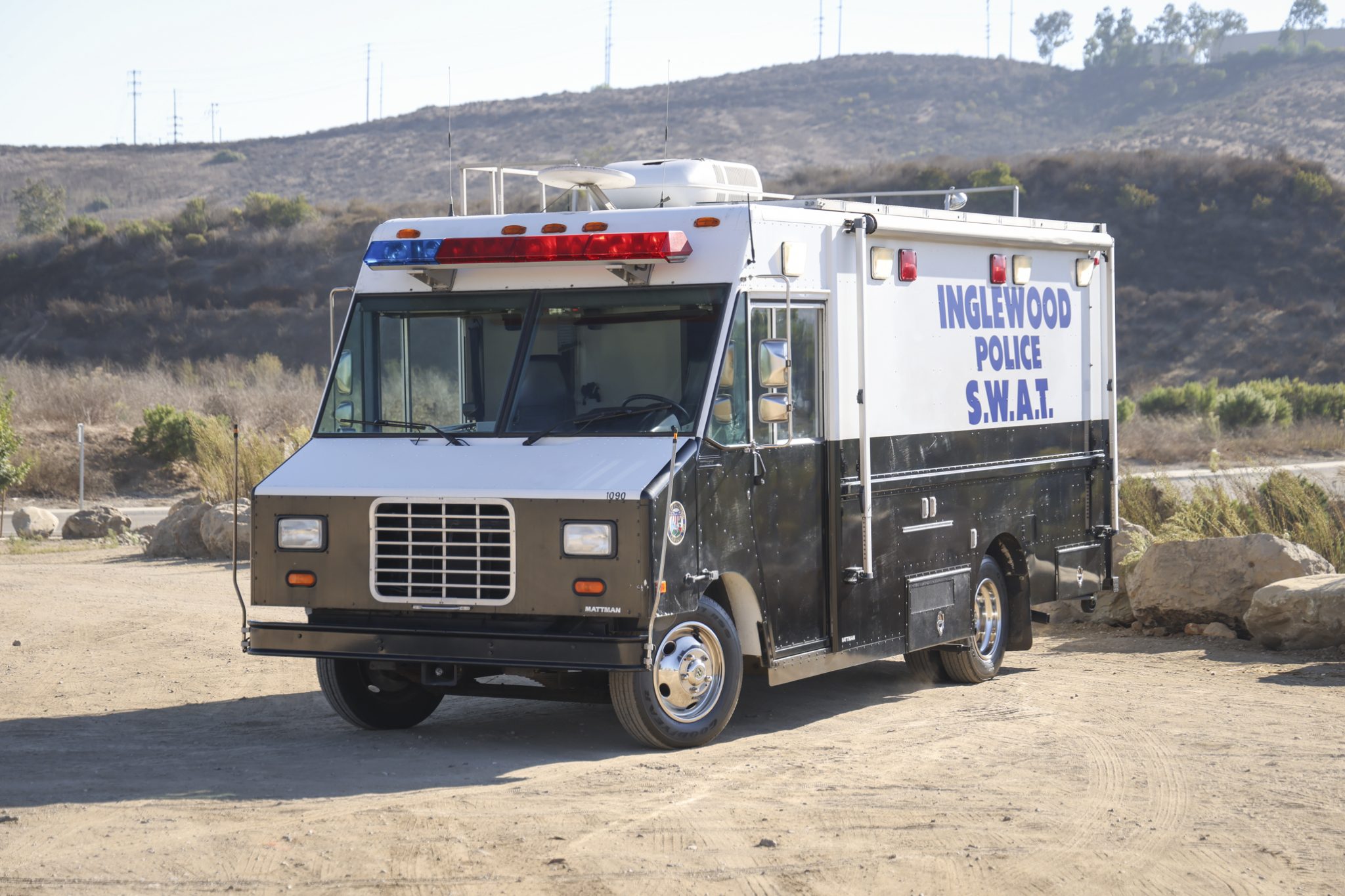 1990 GMC P3500 Police SWAT Van by Mattman Specialty Vehicles 