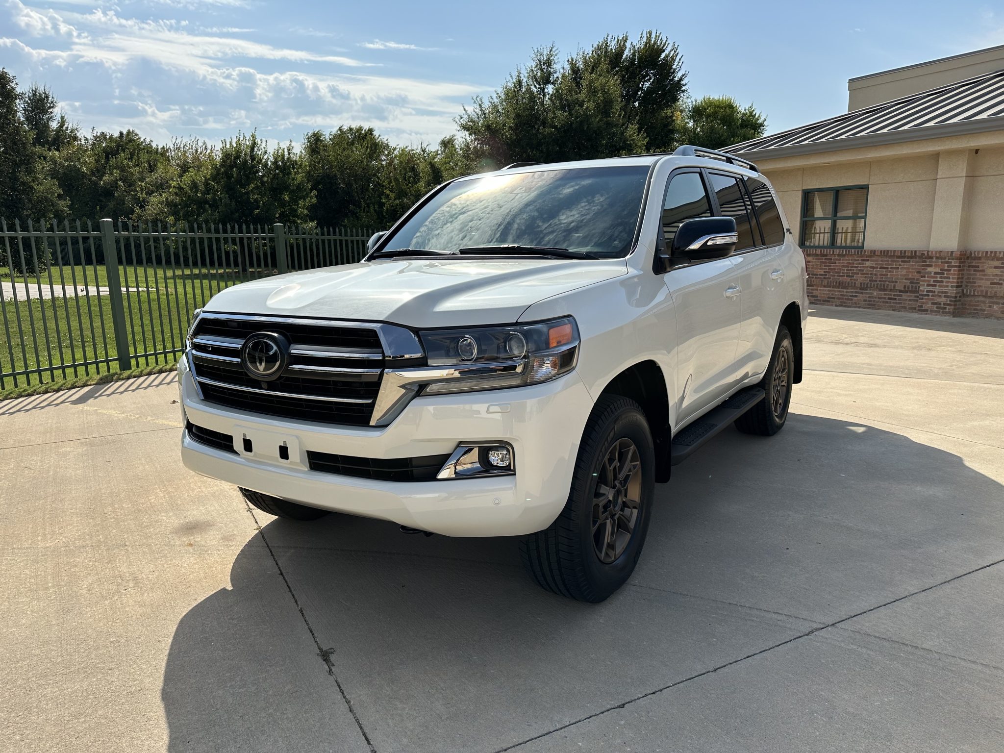 2021 Toyota Land Cruiser 200-Series 
