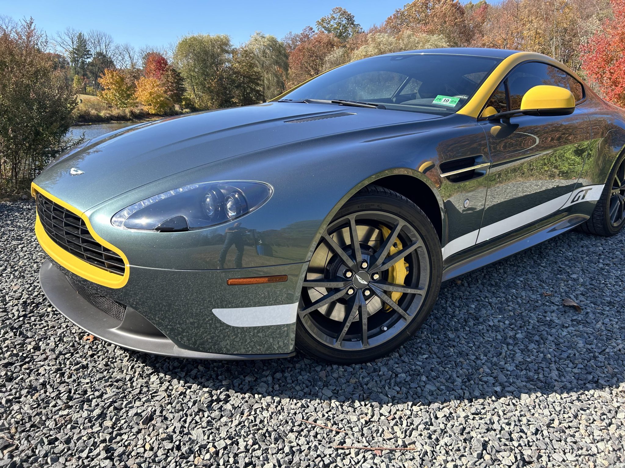 2015 Aston Martin V8 Vantage (2006+) 