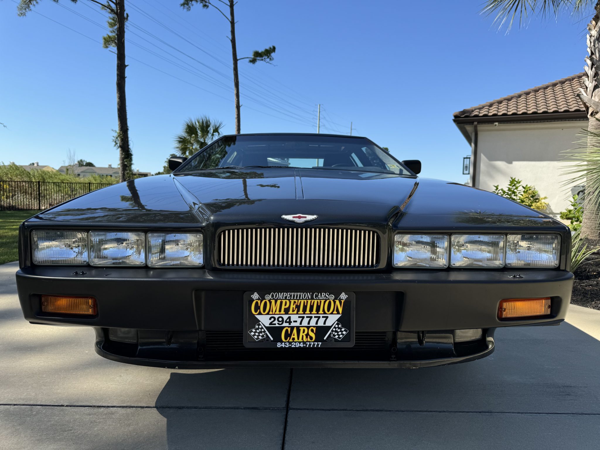 1989 Aston Martin Lagonda 