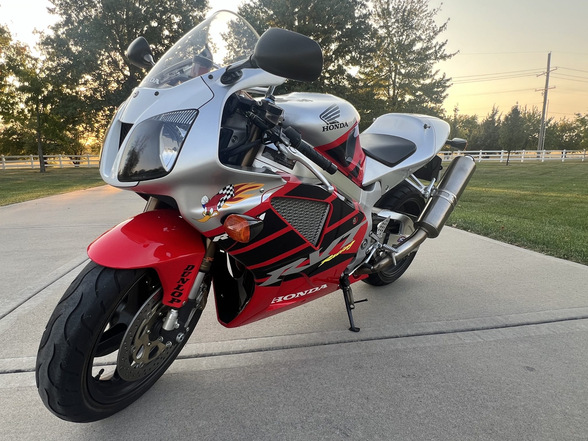 2004 Honda RC51 