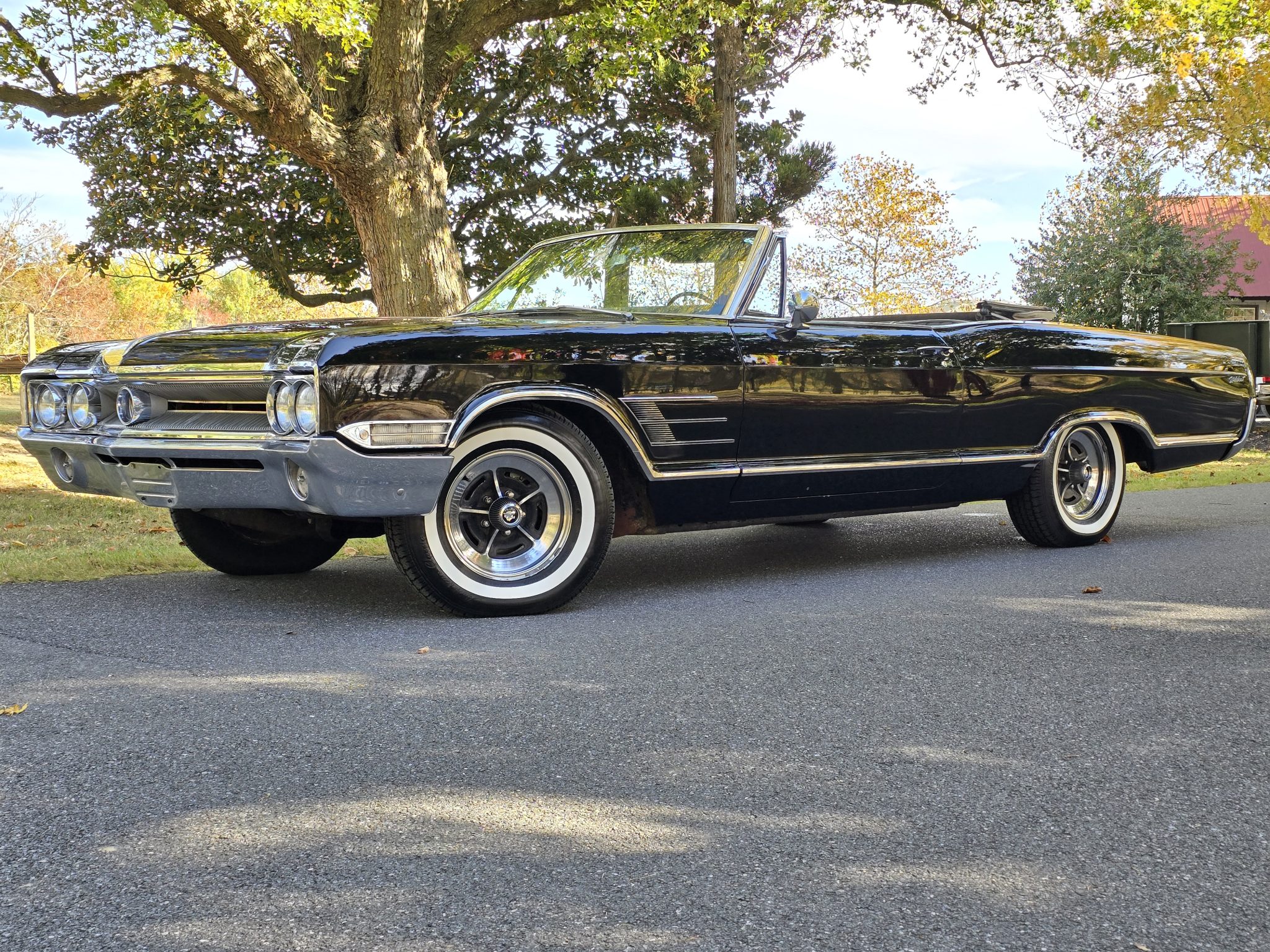 1965 Buick Wildcat 