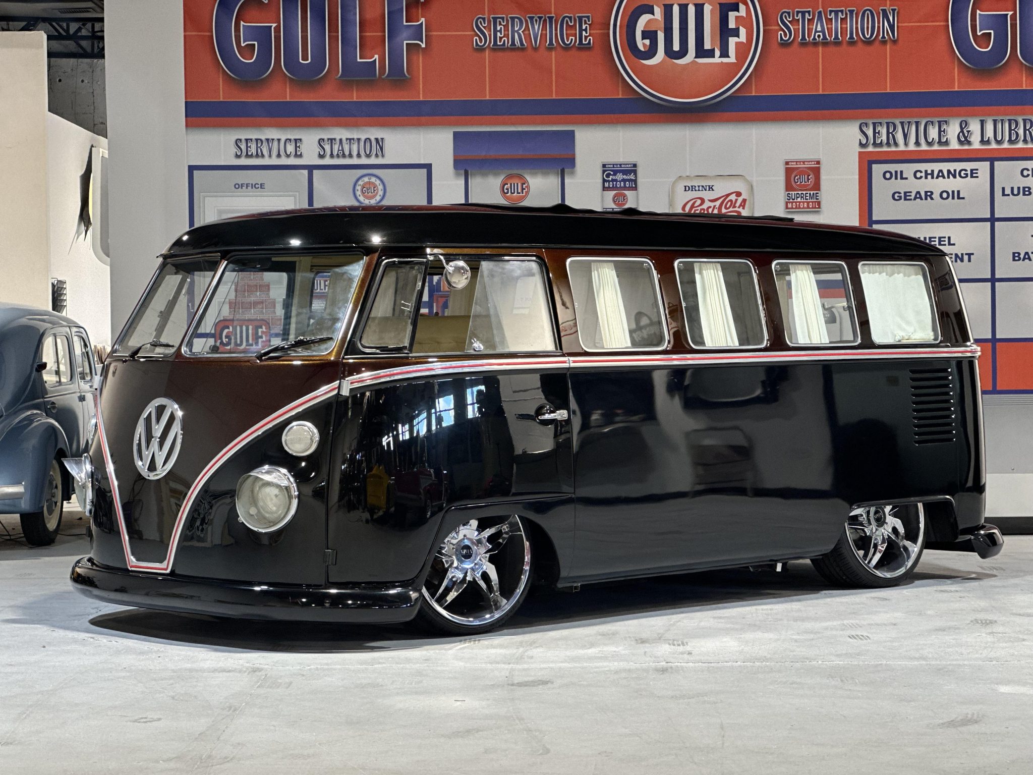 Custom Volkswagen Type 2 13-Window Bus