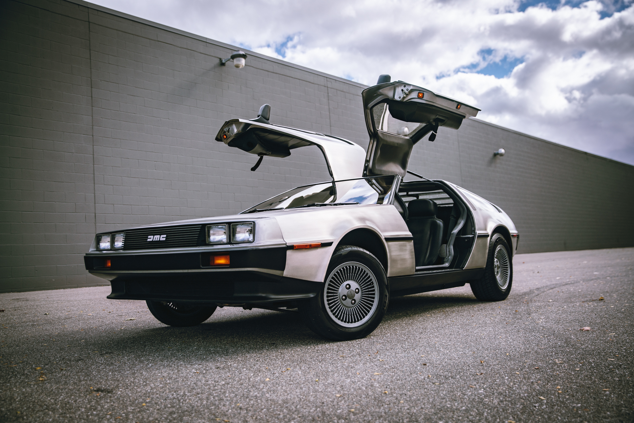 1981 DeLorean DMC-12 