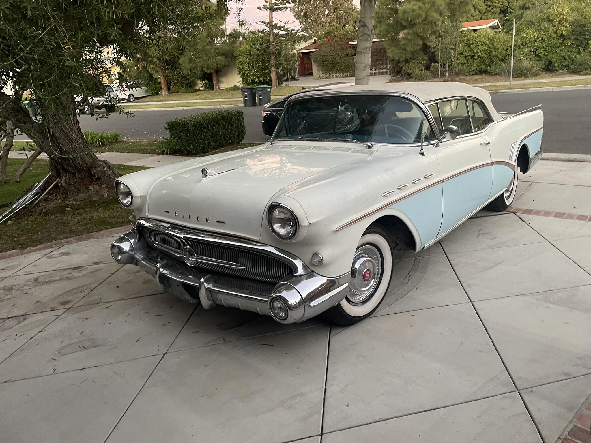 1957 Buick Roadmaster 