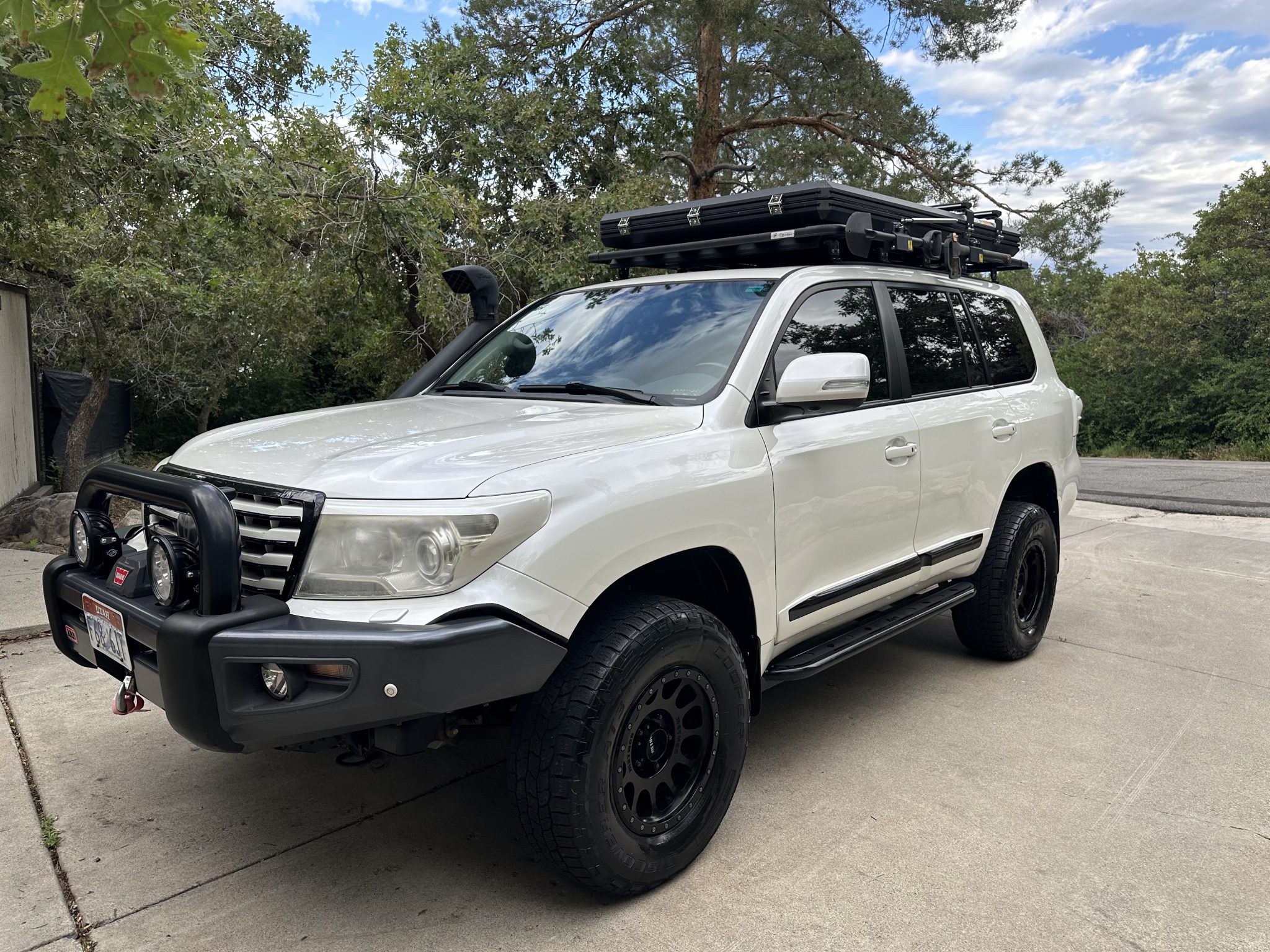 2013 Toyota Land Cruiser 200-Series 