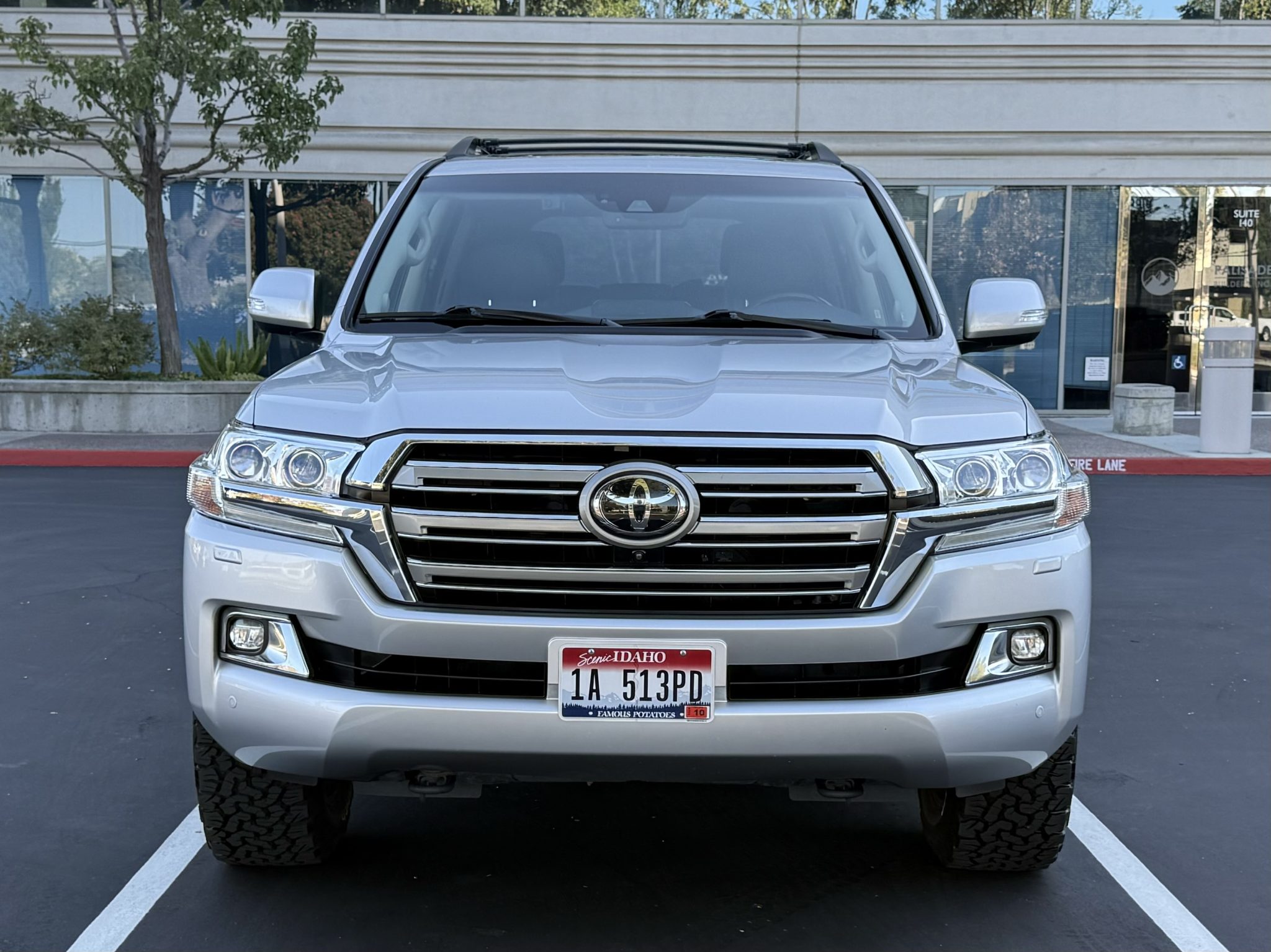 2017 Toyota Land Cruiser 200-Series 
