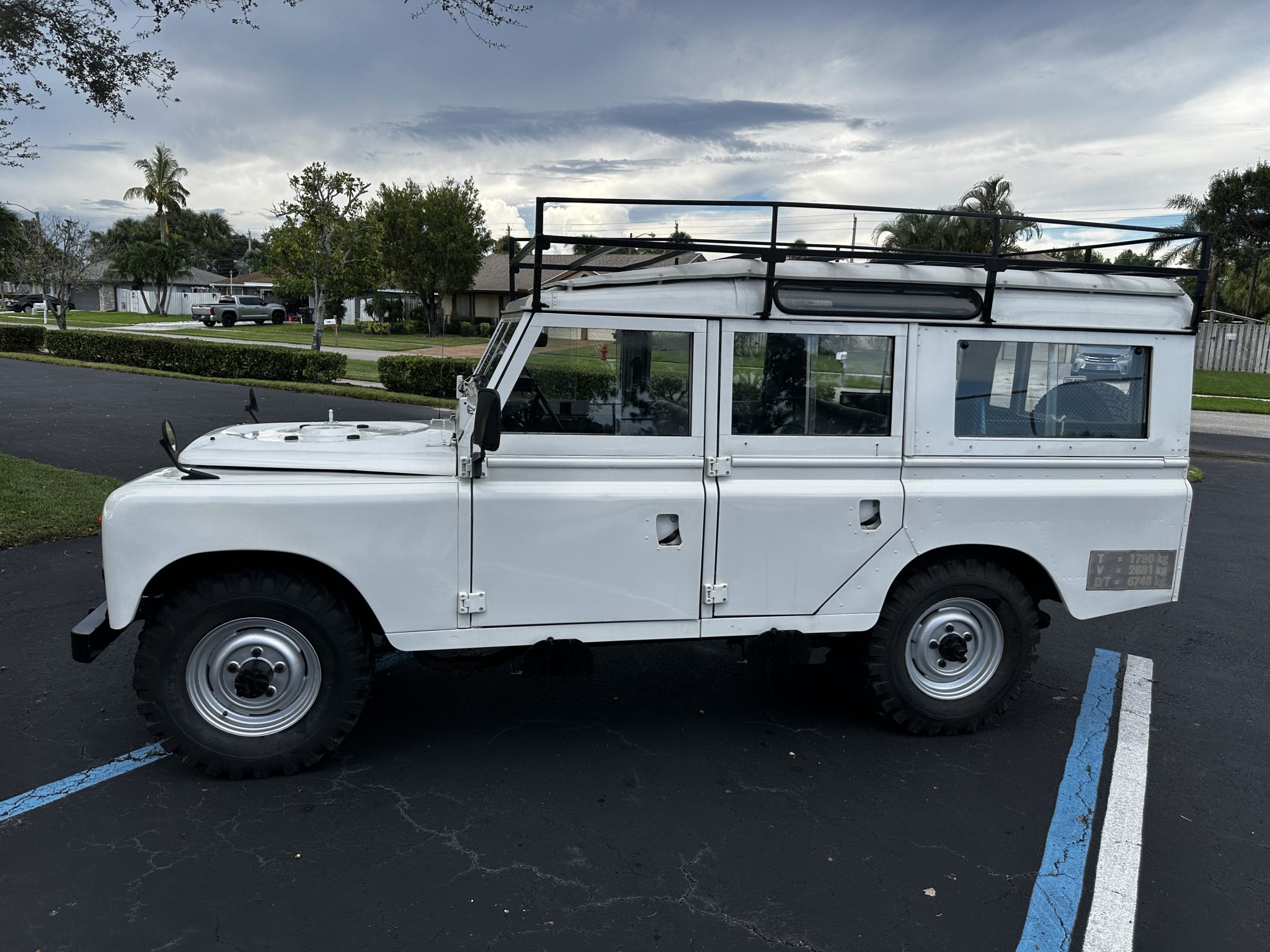 1976 Land Rover Series 109 