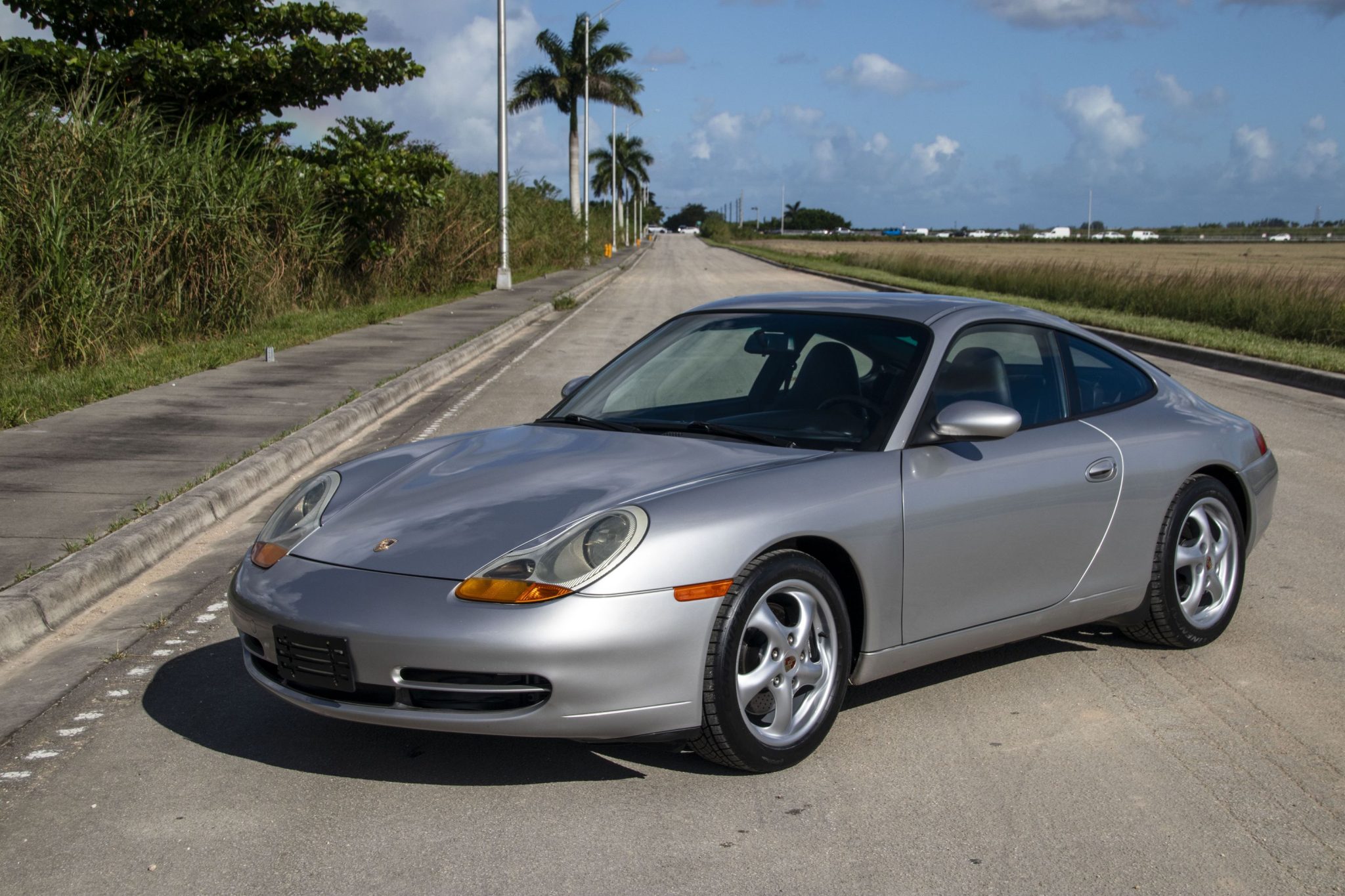 1999 Porsche 996 911 (Non-Turbo/GT2/GT3) 