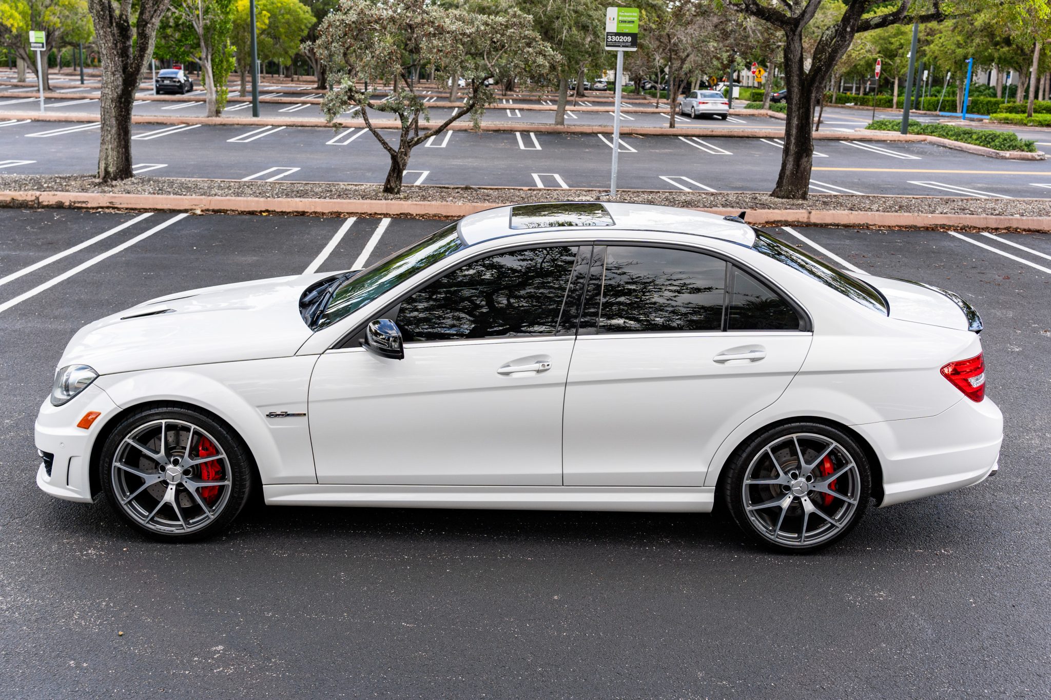 2014 Mercedes-Benz W204 C63 AMG