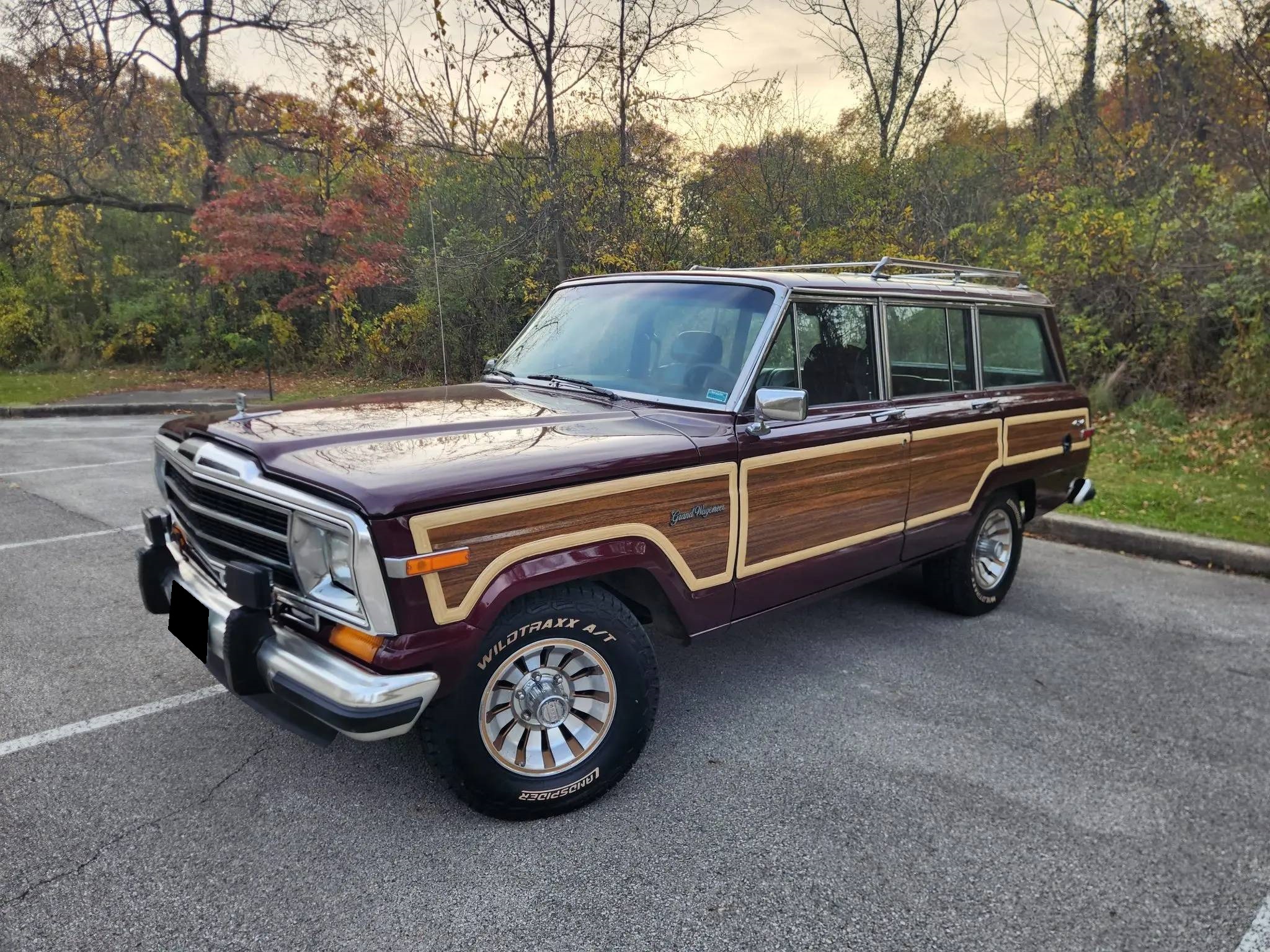 1987 Jeep SJ Grand Wagoneer 