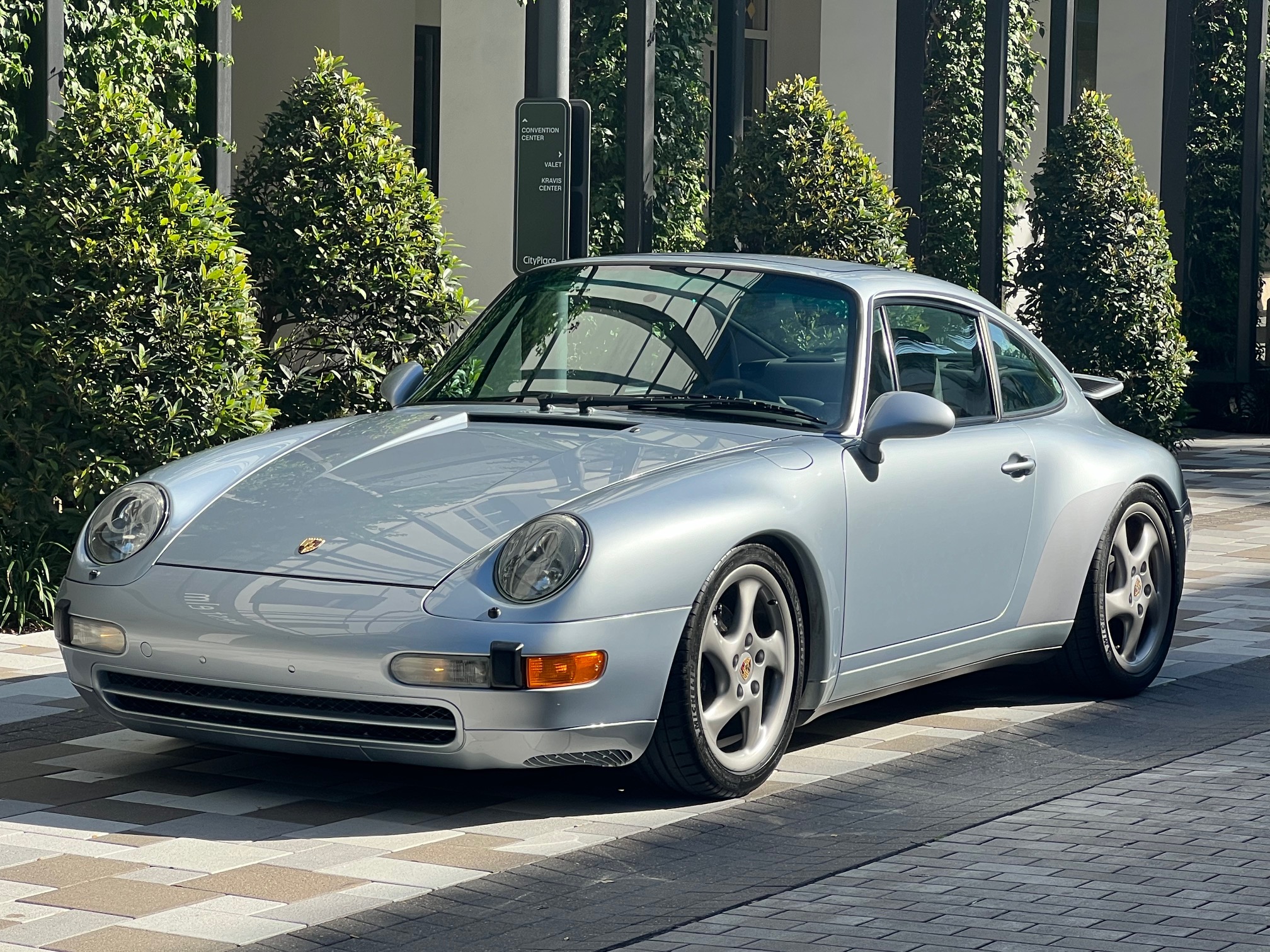 1995 Porsche 993 911 (Non-Turbo/GT2) 