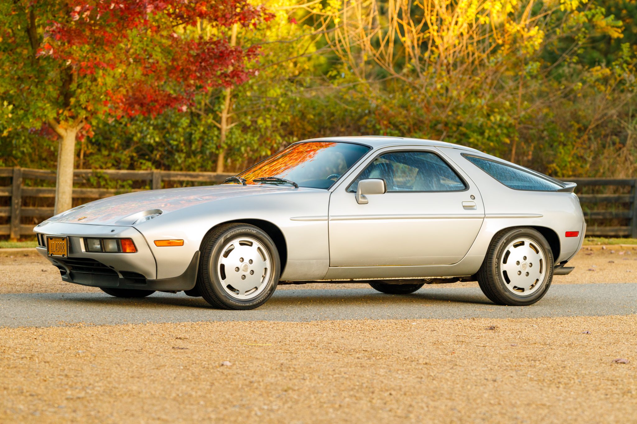 1985 Porsche 928 