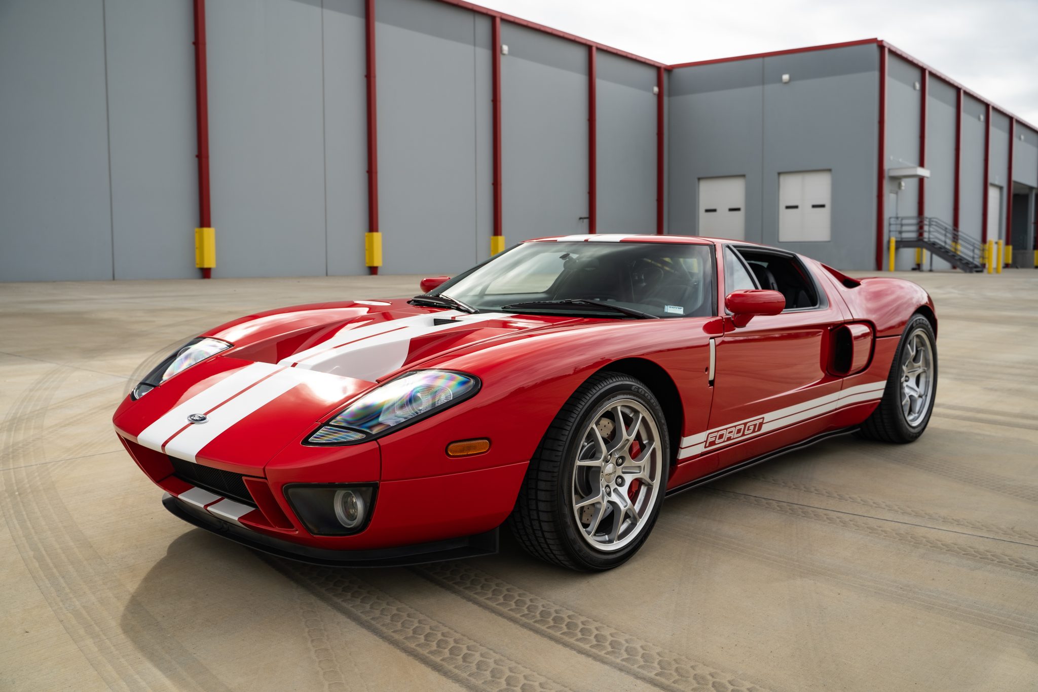 2005 Ford GT 1st Generation 