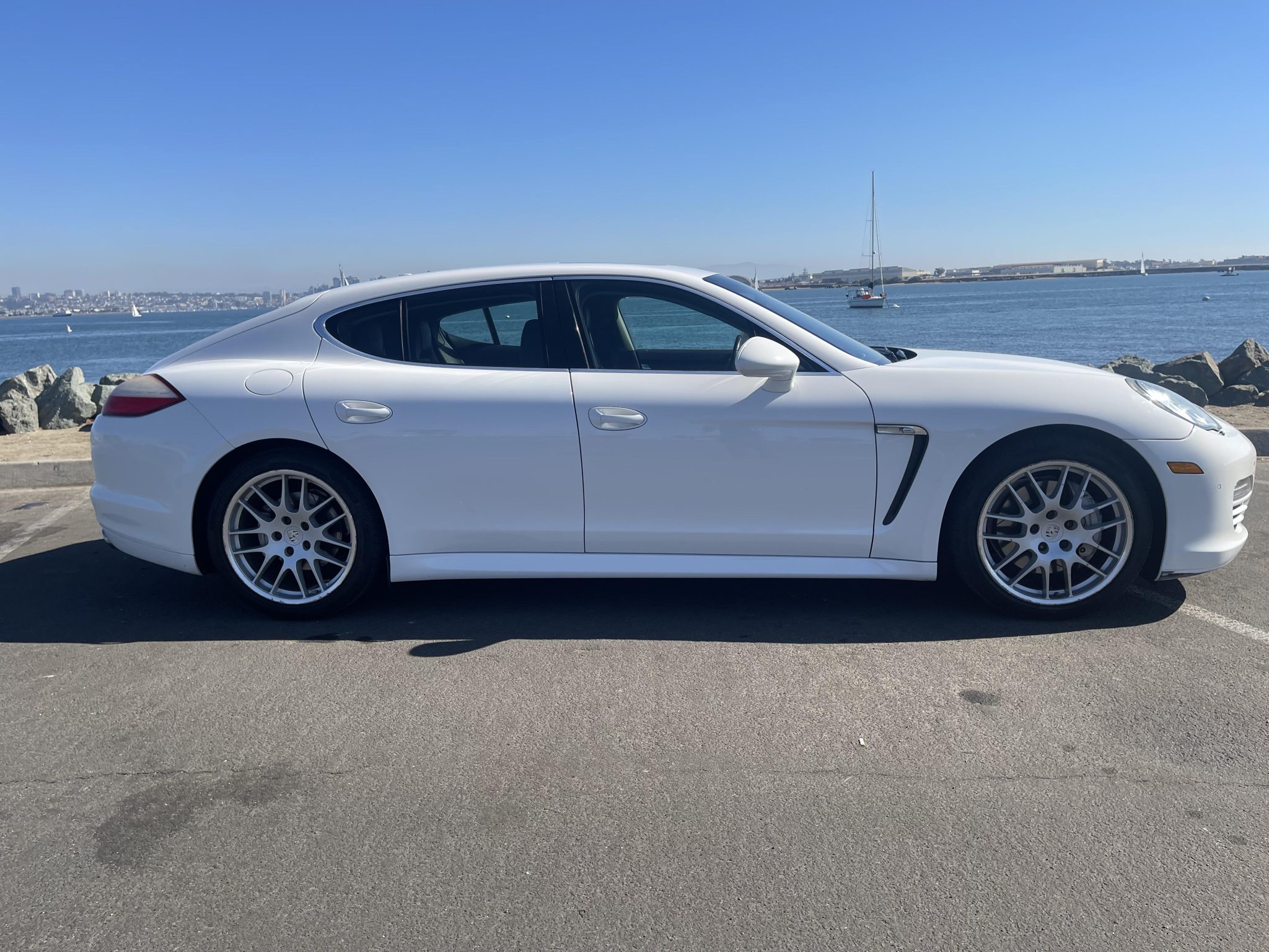 2011 Porsche Panamera 