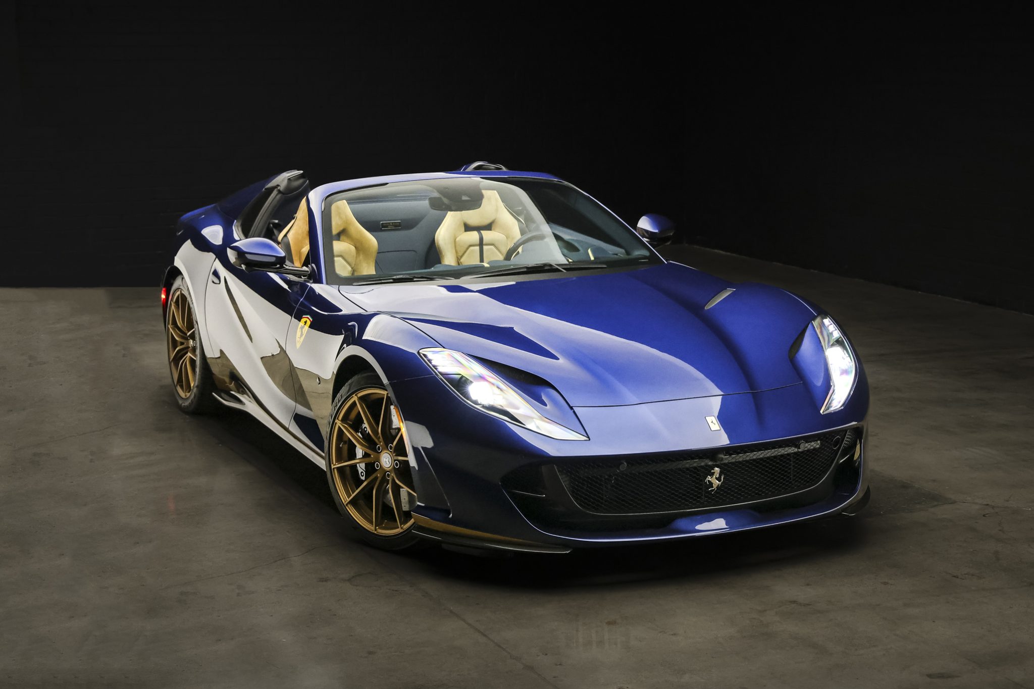 2021 Ferrari 812 Superfast & 812 GTS 