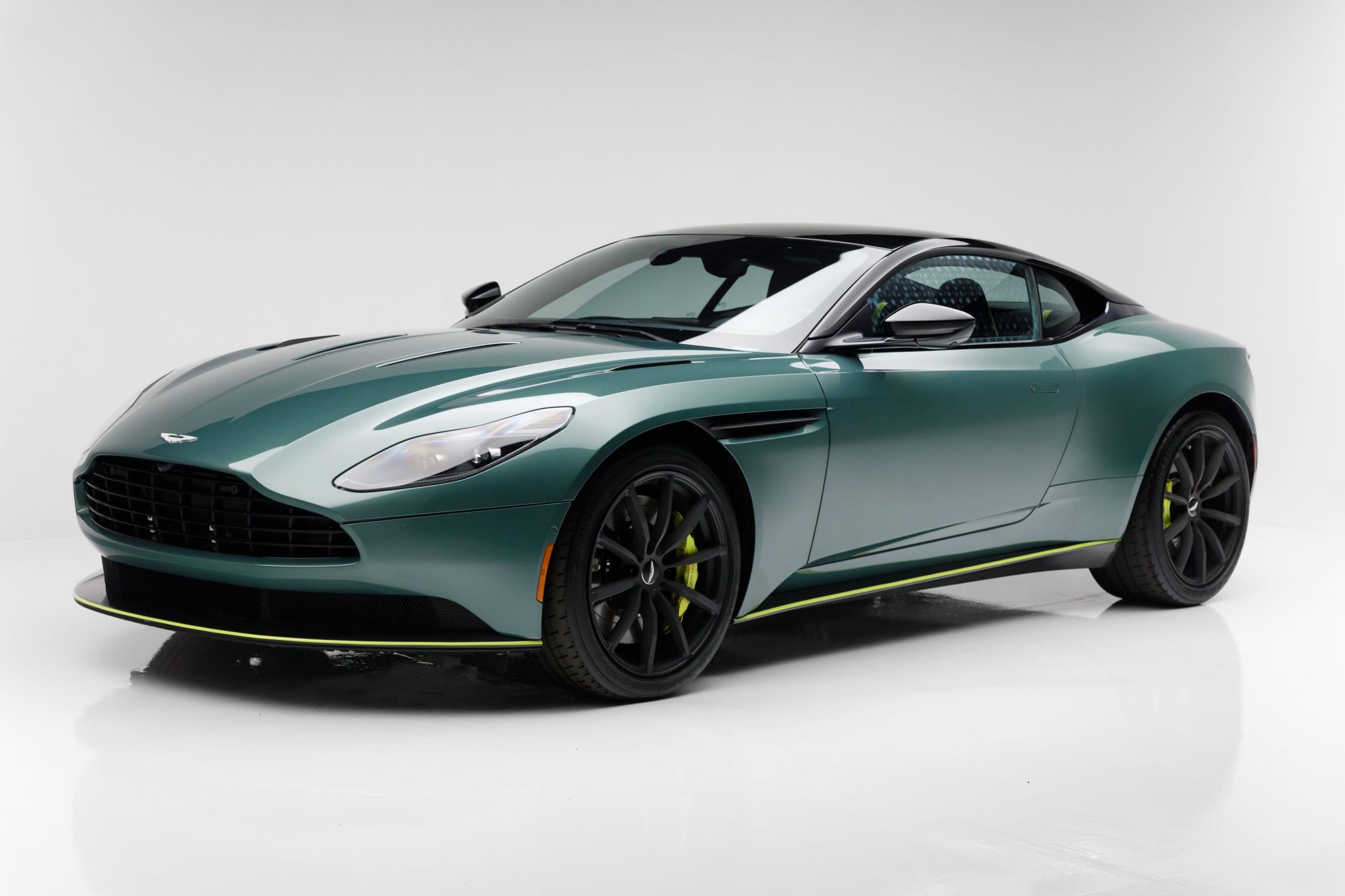 2020 Aston Martin DB11 