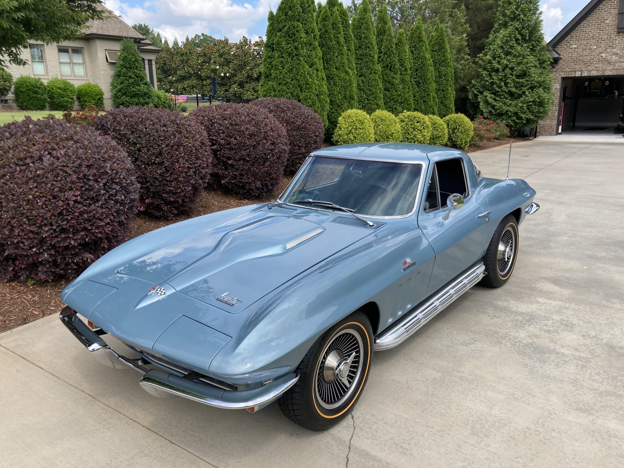 1966 Chevrolet Corvette C2 