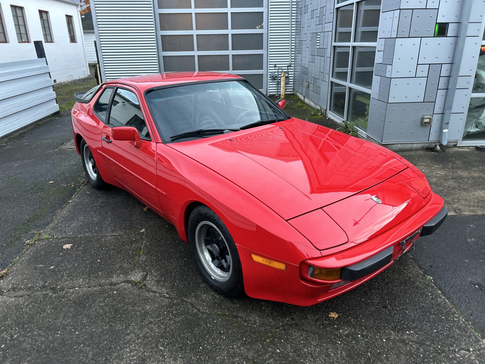 1985 Porsche 944 