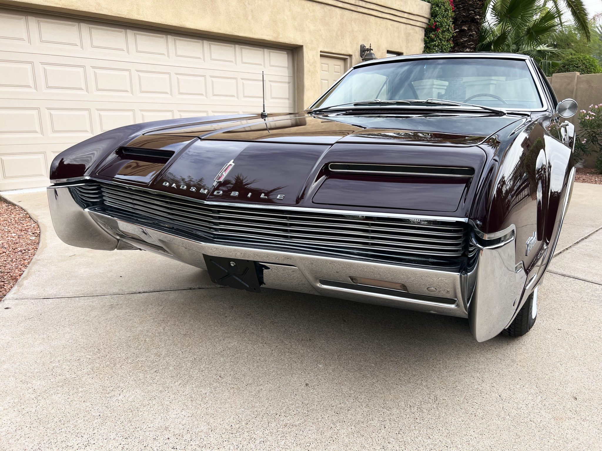 1966 Oldsmobile Toronado 