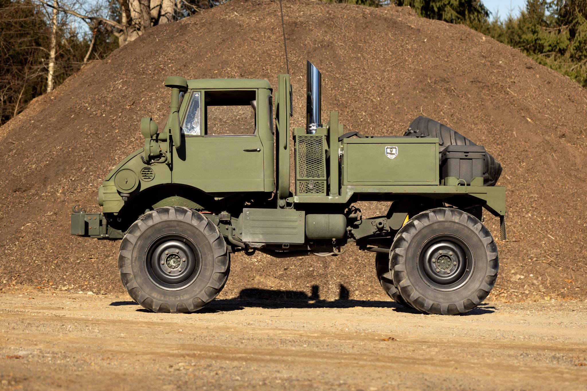 1988 Mercedes-Benz Unimog 