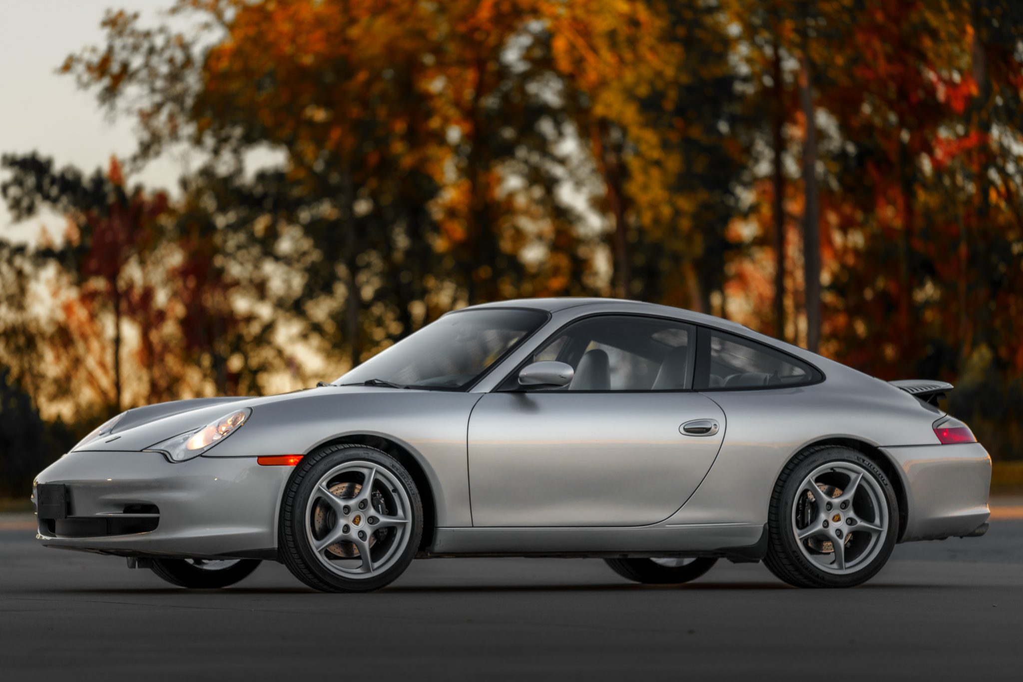 2001 Porsche 996 911 (Non-Turbo/GT2/GT3) 