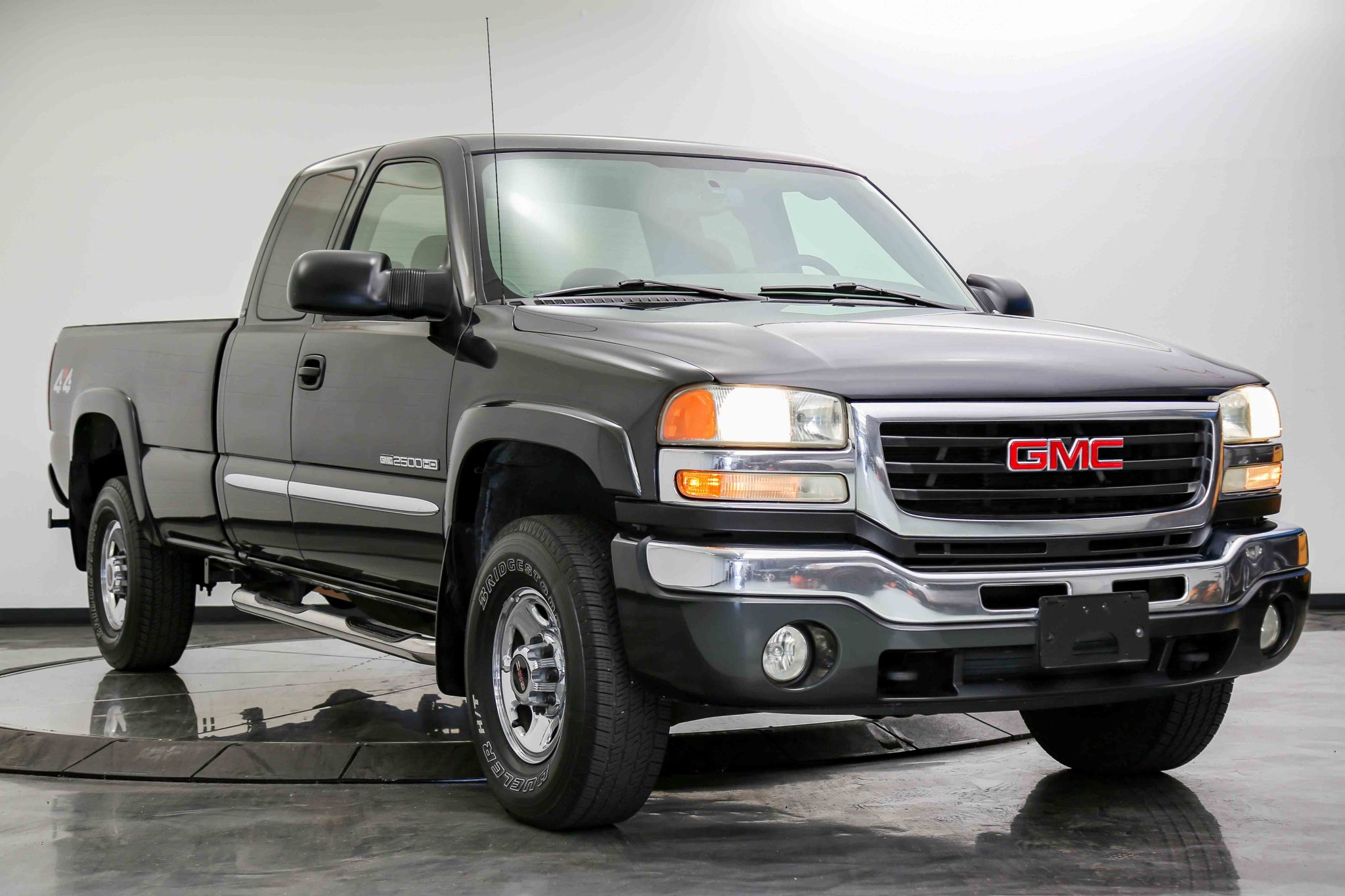 2004 GMC Sierra HD (GMT800 2000-2007) 