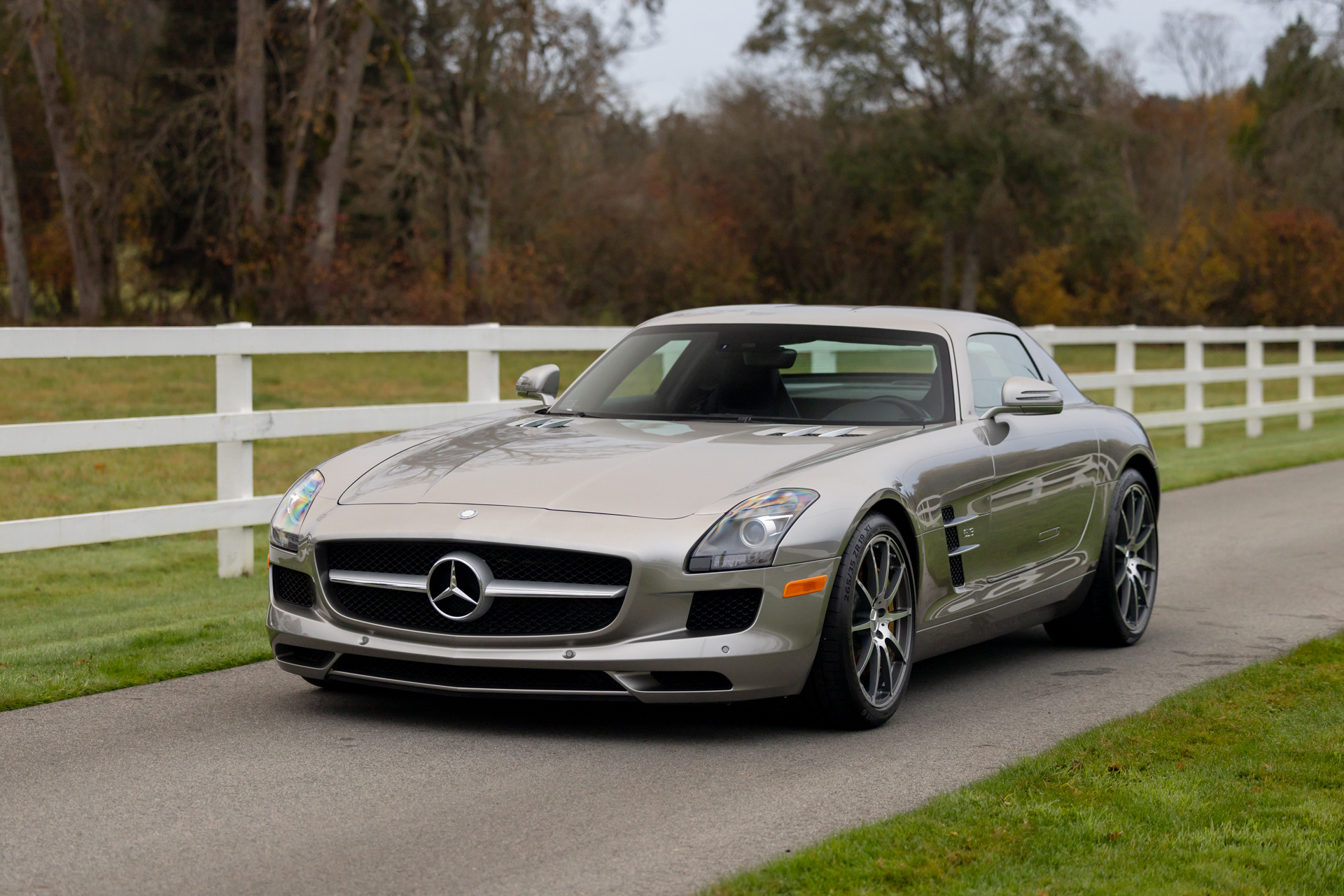 2011 Mercedes-Benz SLS AMG 