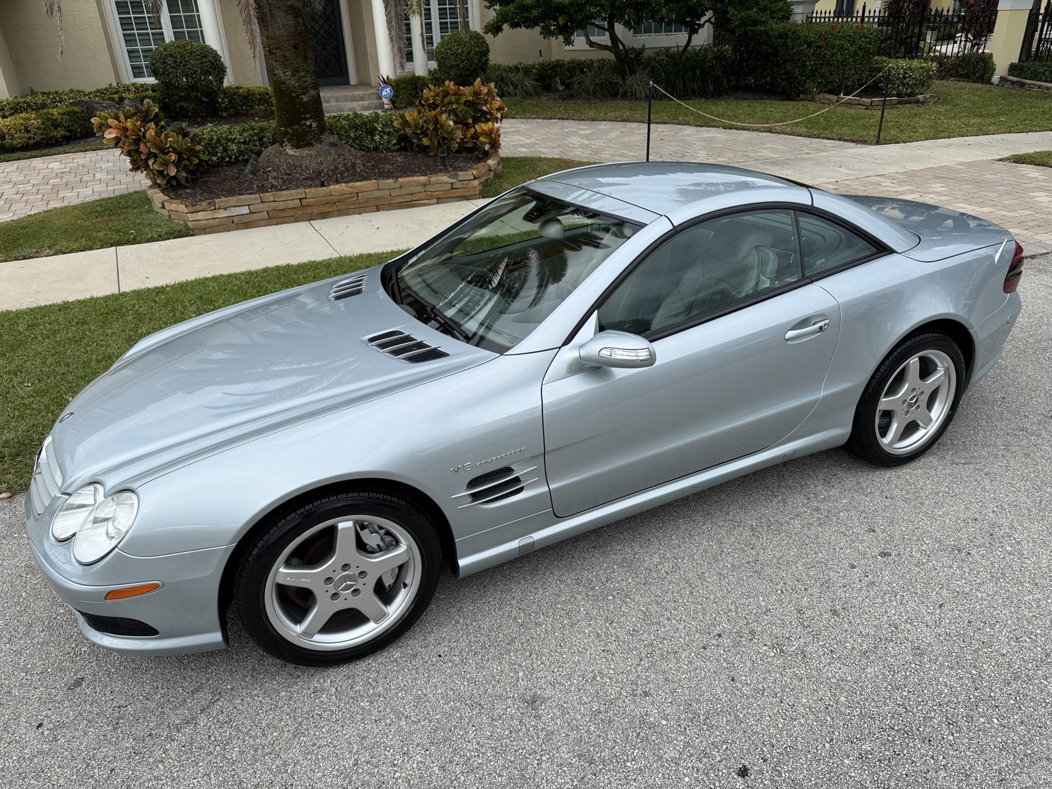 2005 Mercedes-Benz R230 SL 