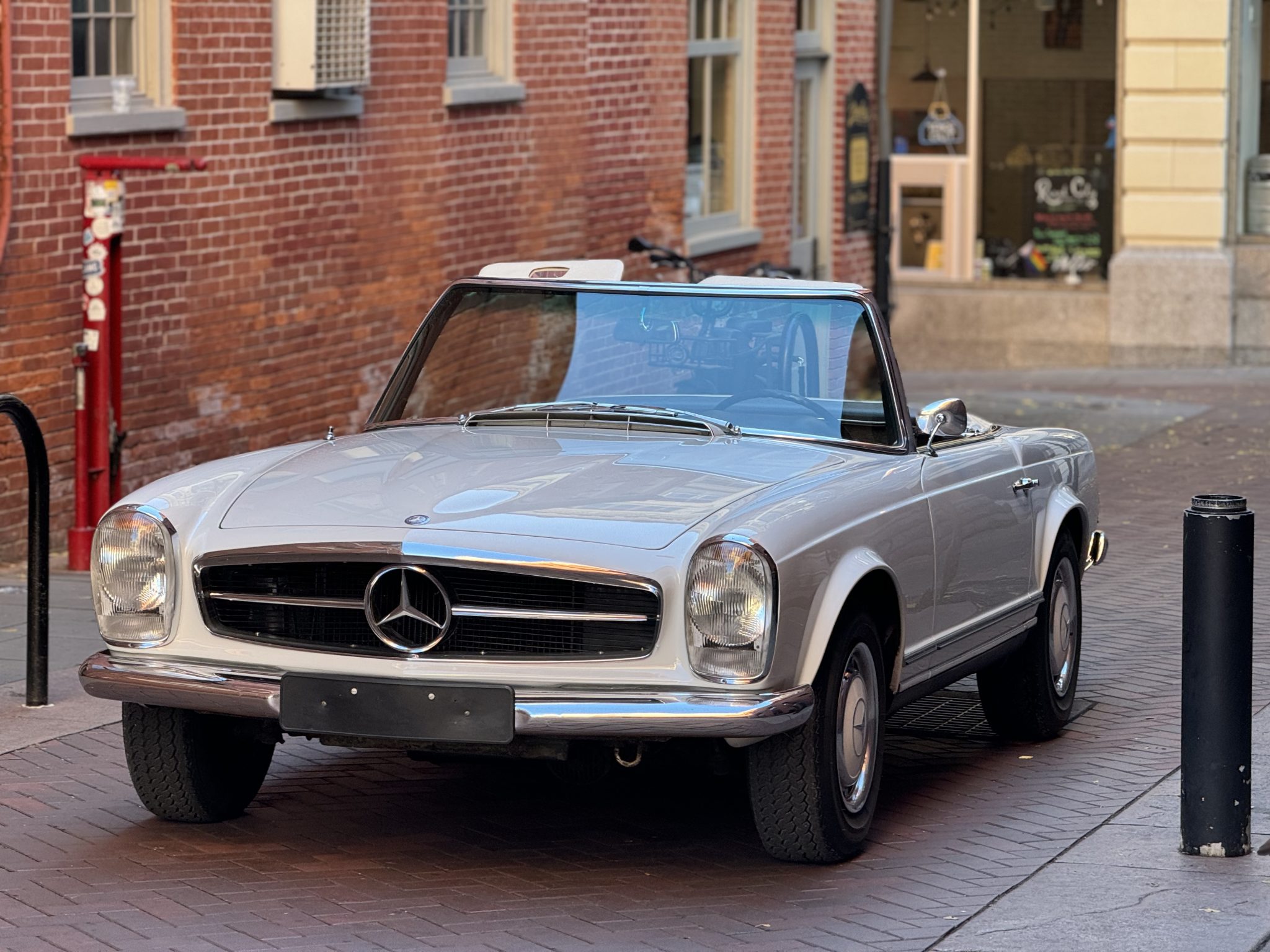 1966 Mercedes-Benz W113 SL 