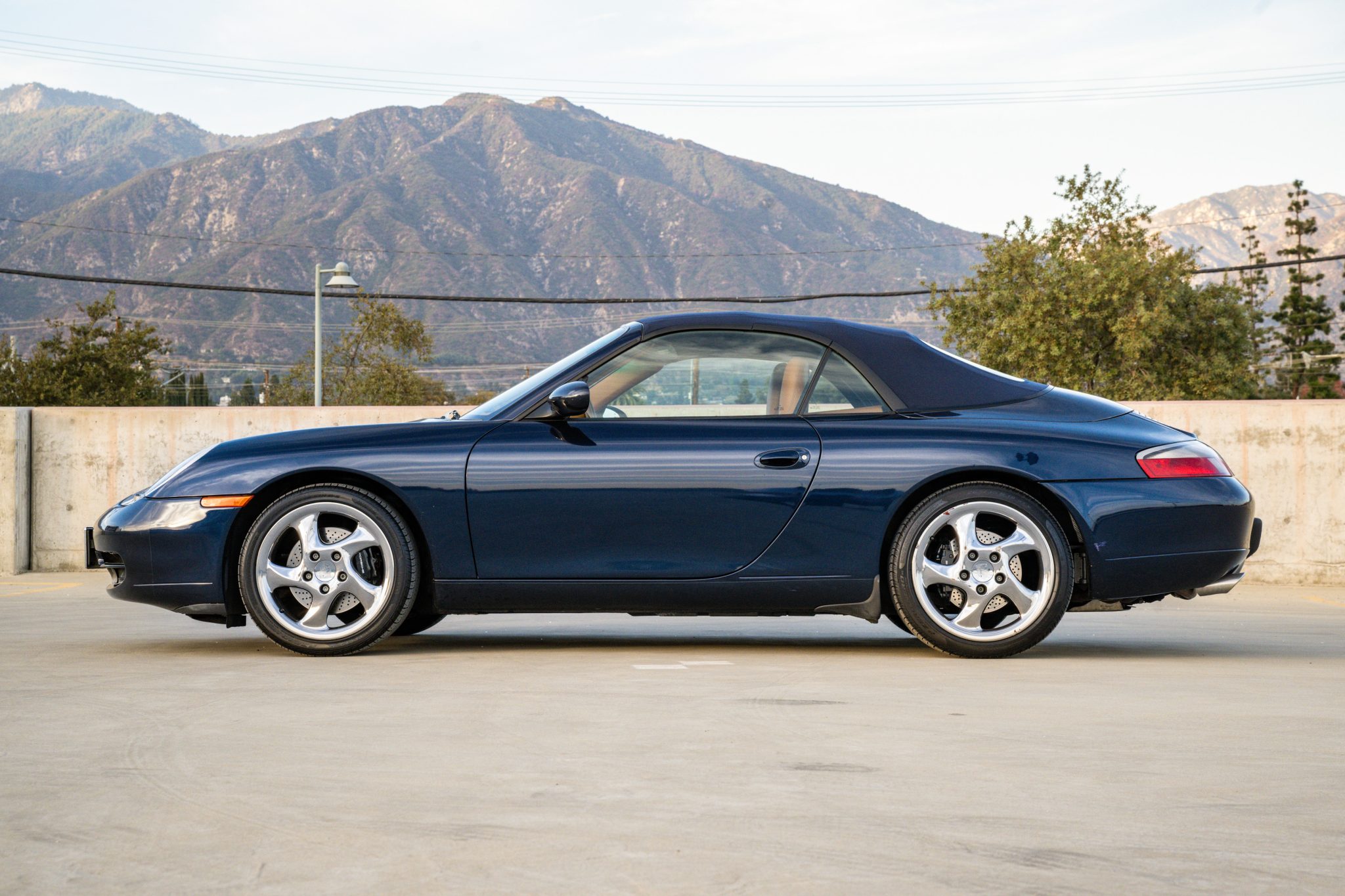 2001 Porsche 996 911 (Non-Turbo/GT2/GT3) 