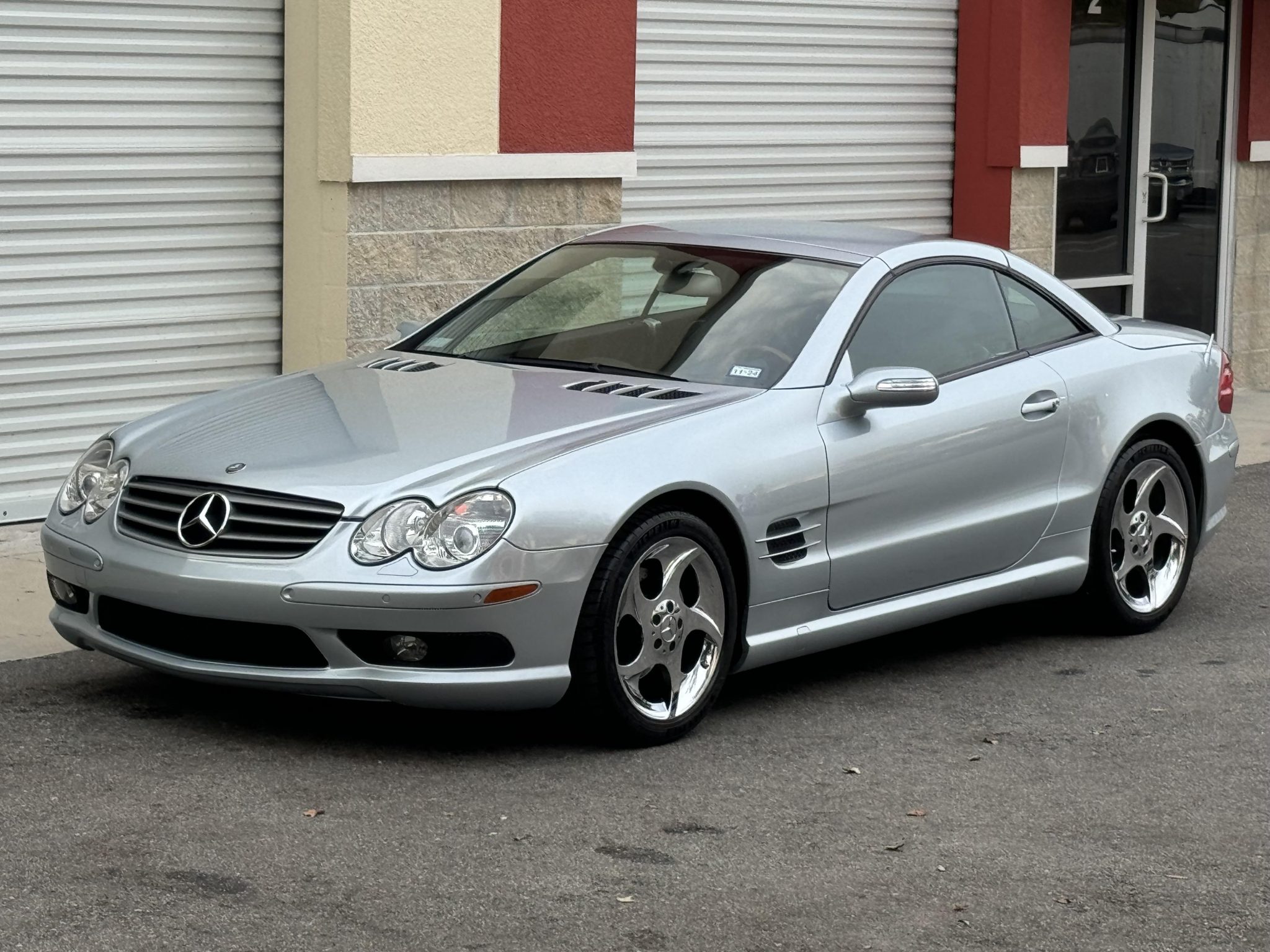 2005 Mercedes-Benz R230 SL 