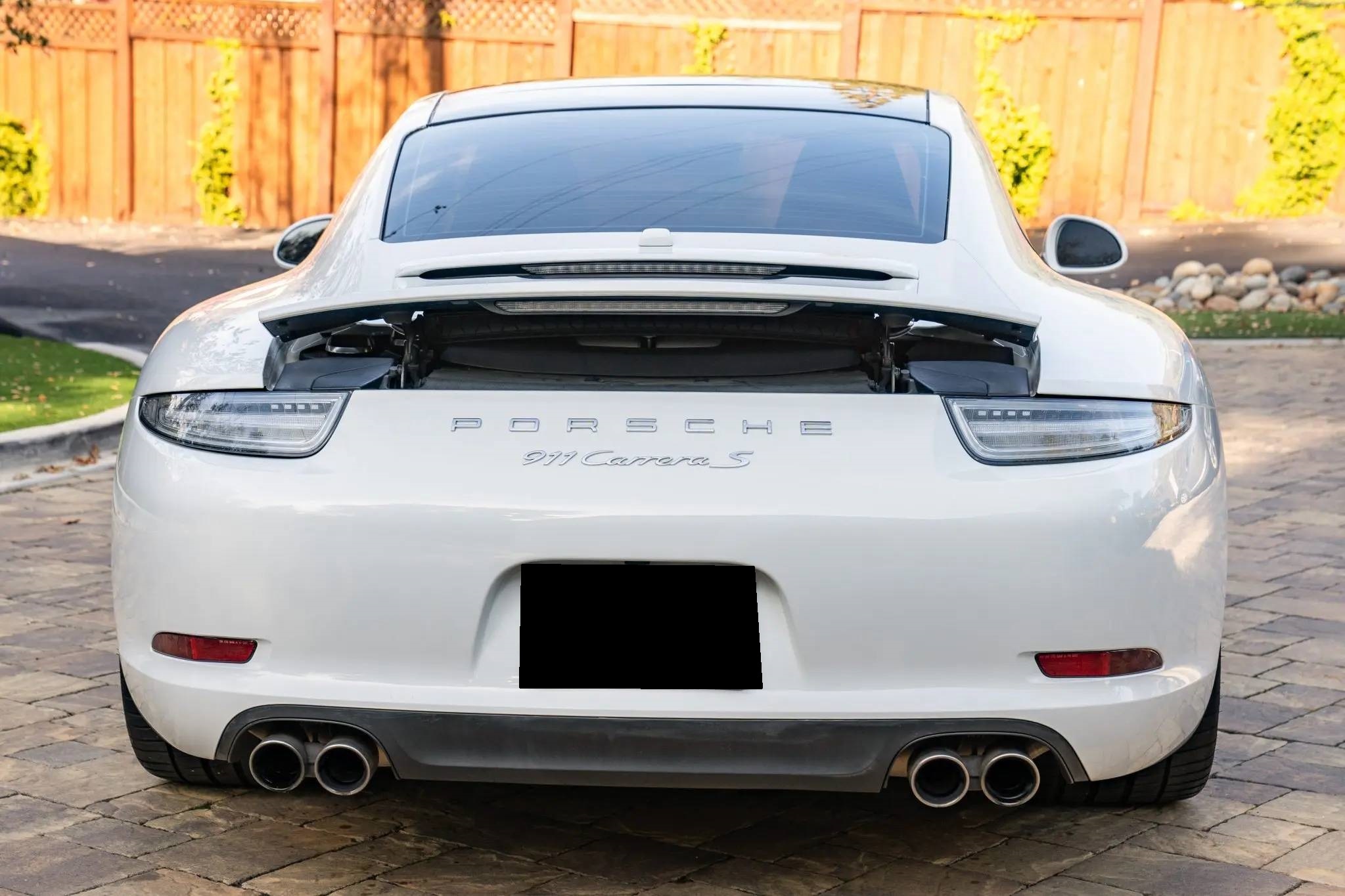 2015 Porsche 991 911 (Non-Turbo/GT2/GT3) 