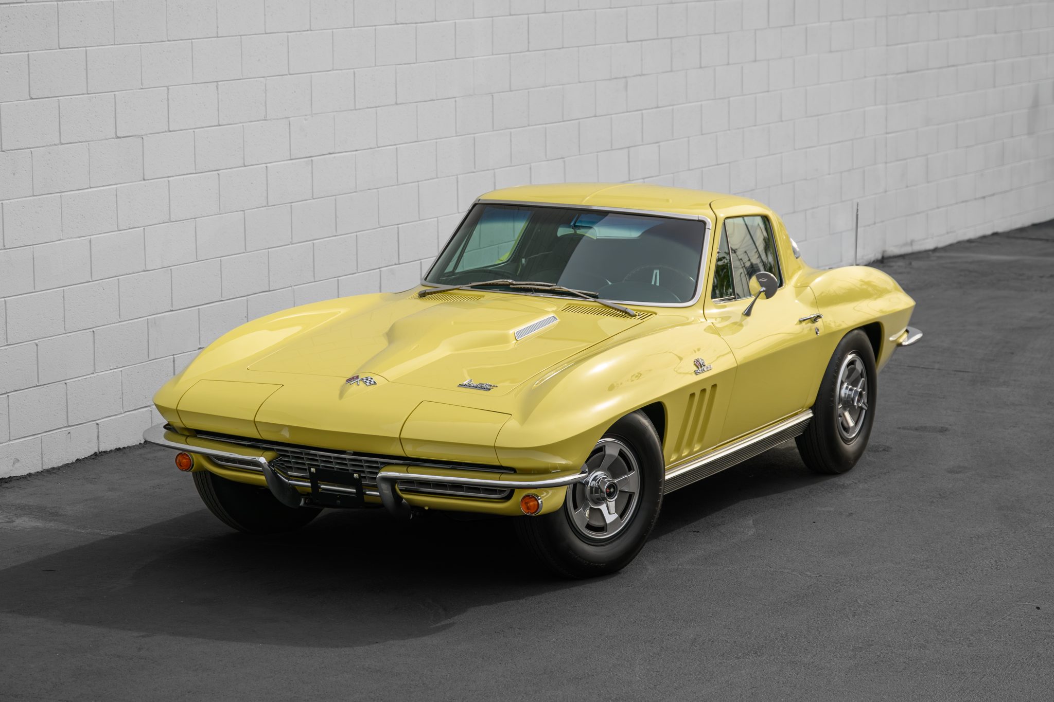 1966 Chevrolet Corvette C2 