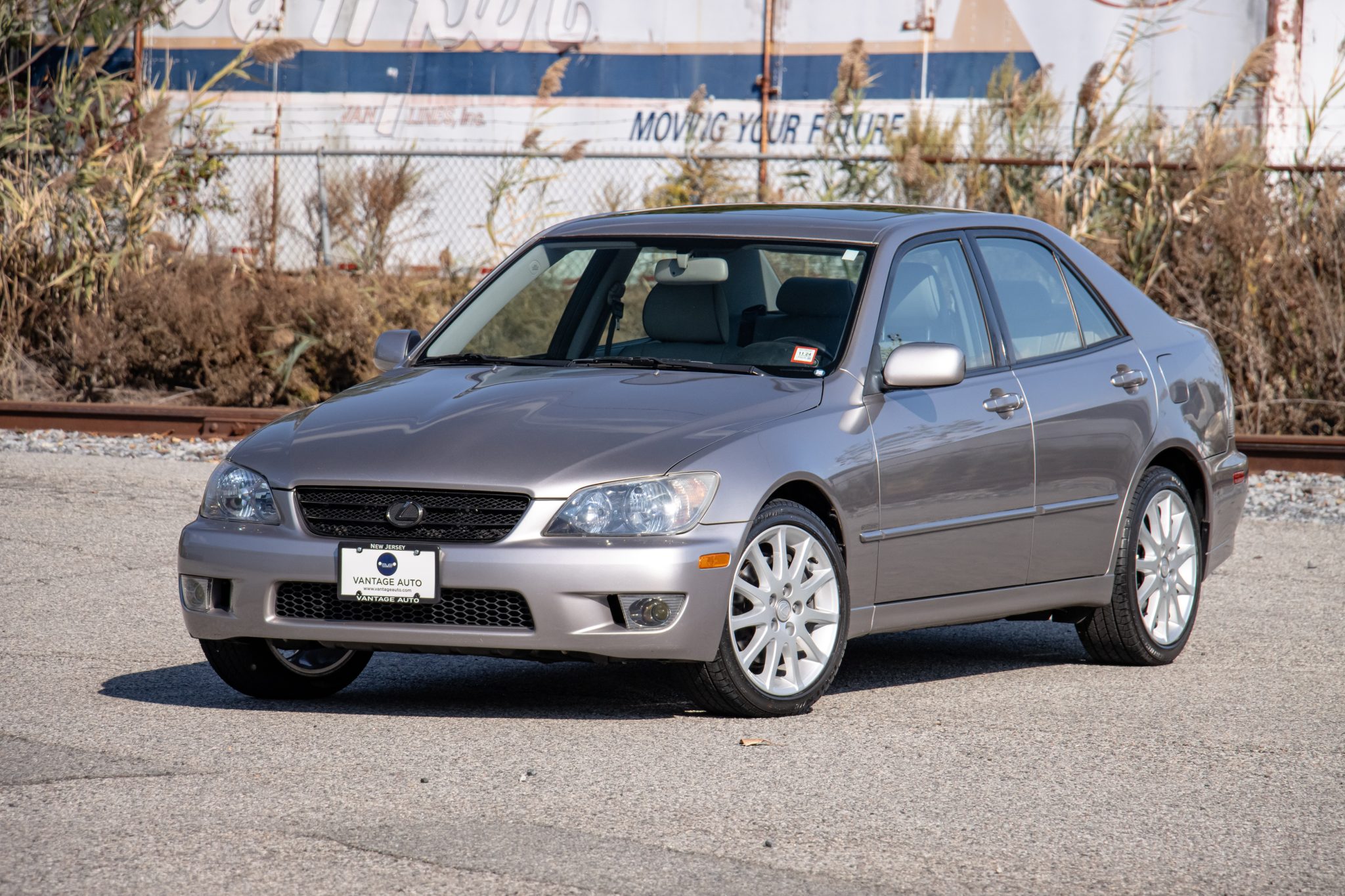 2003 Lexus IS 
