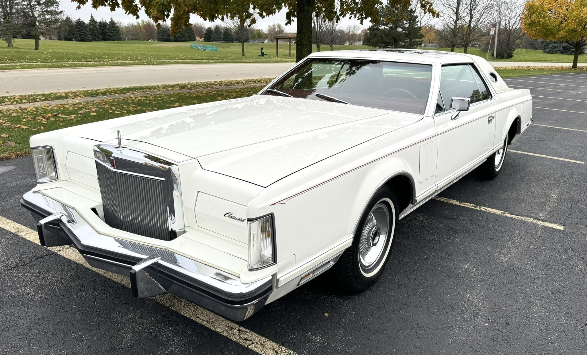 1977 Lincoln Continental Mark V (1977-1979) 