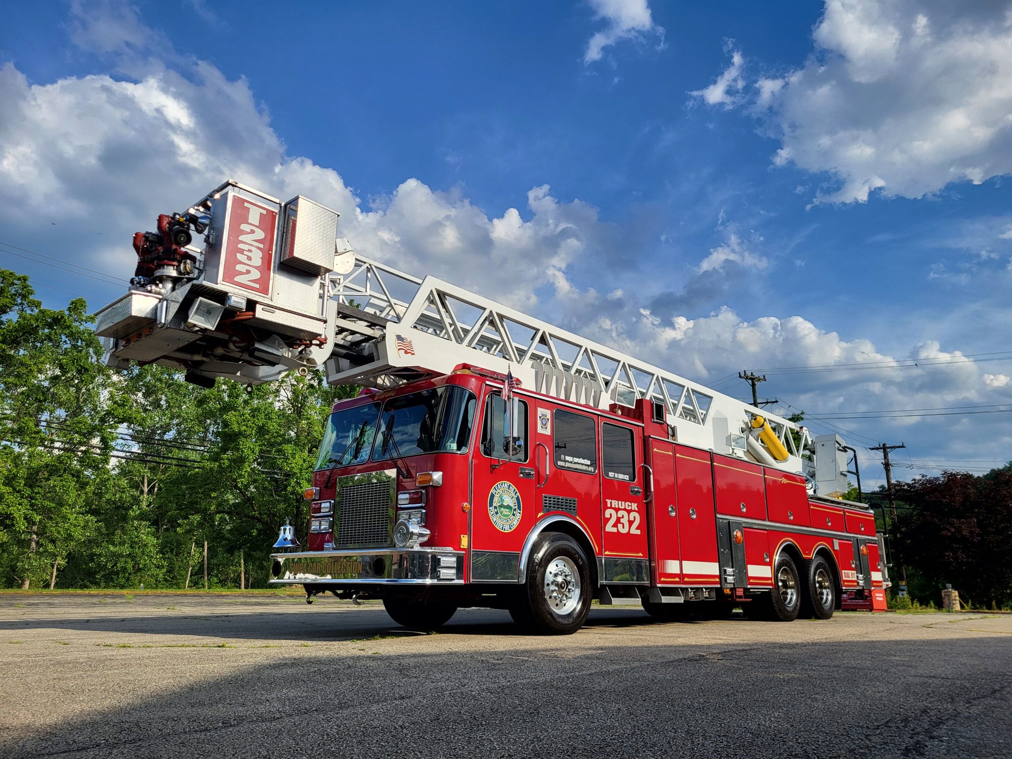 1992 Spartan Gladiator Aerial Ladder Fire Truck 
