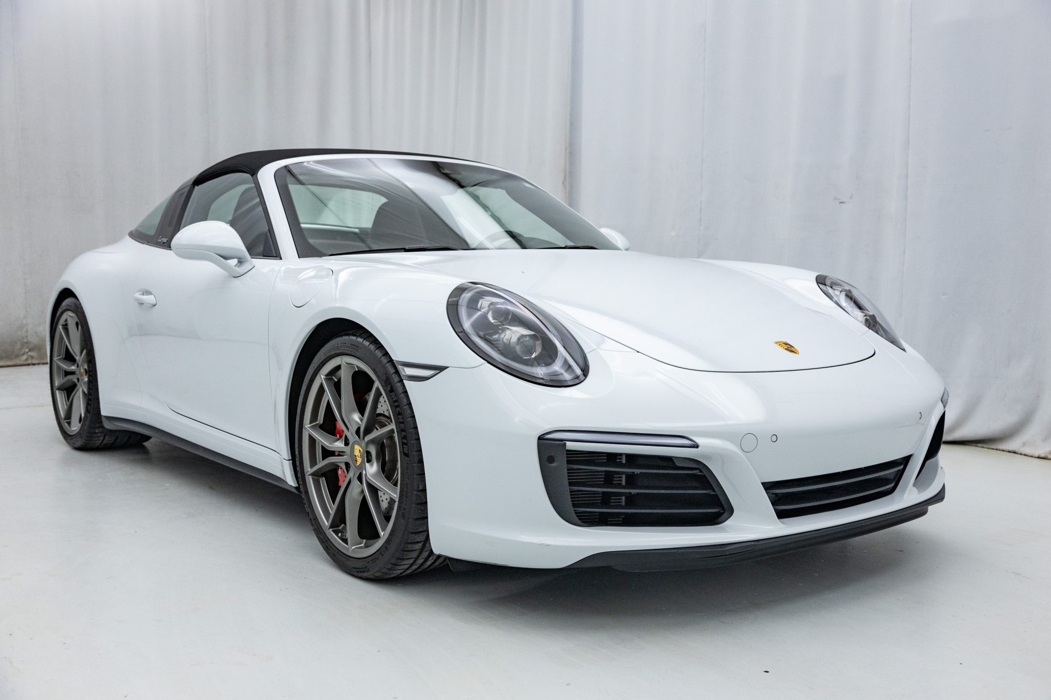 2018 Porsche 991 911 (Non-Turbo/GT2/GT3) 