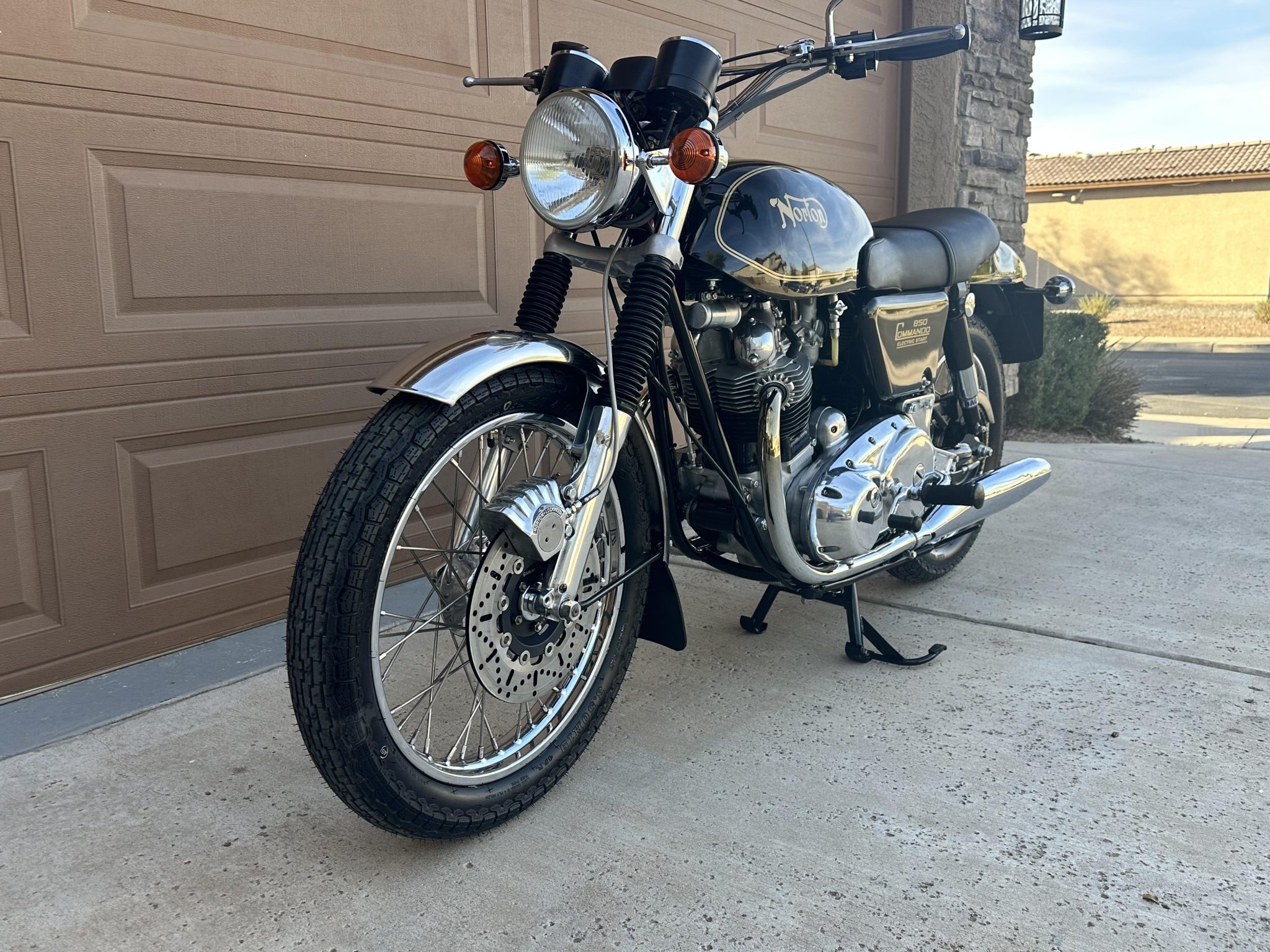 1975 Norton Commando 