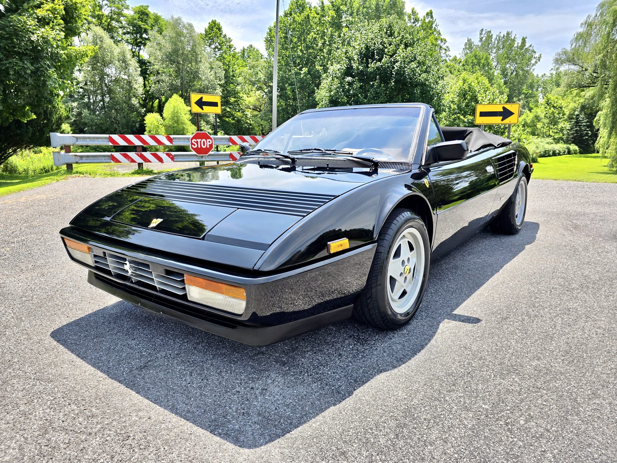 1986 Ferrari Mondial 