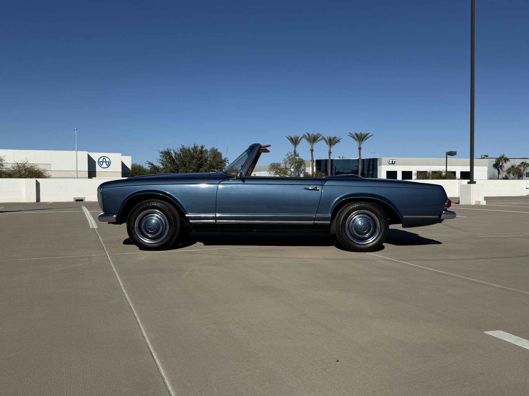 1966 Mercedes-Benz W113 SL 