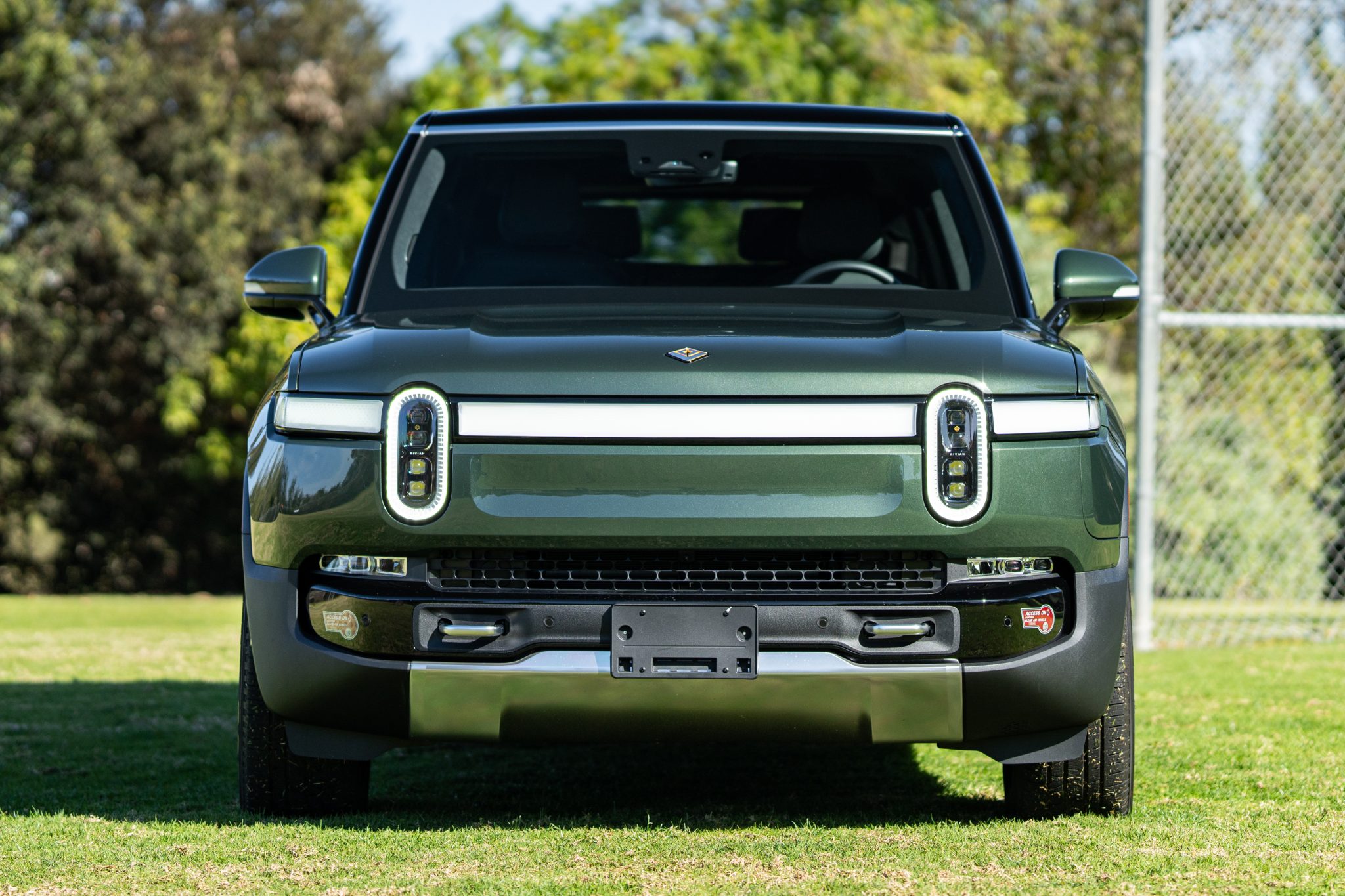 2023 Rivian R1S 
