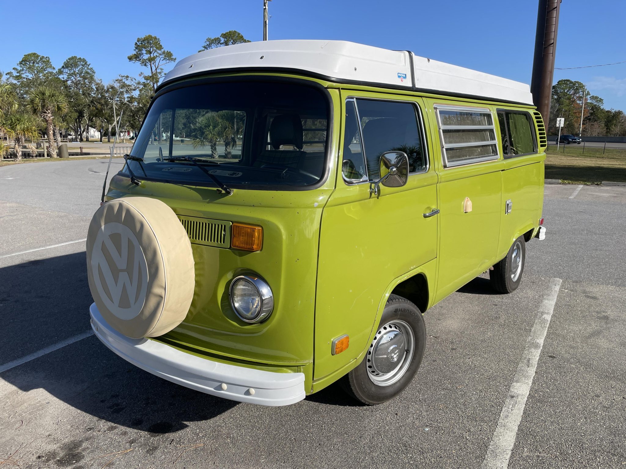 1979 Volkswagen Bay-Window Camper 